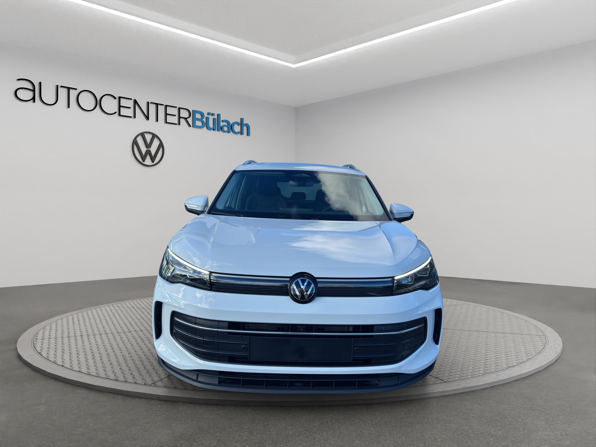 listing desktop thumbnail image 1