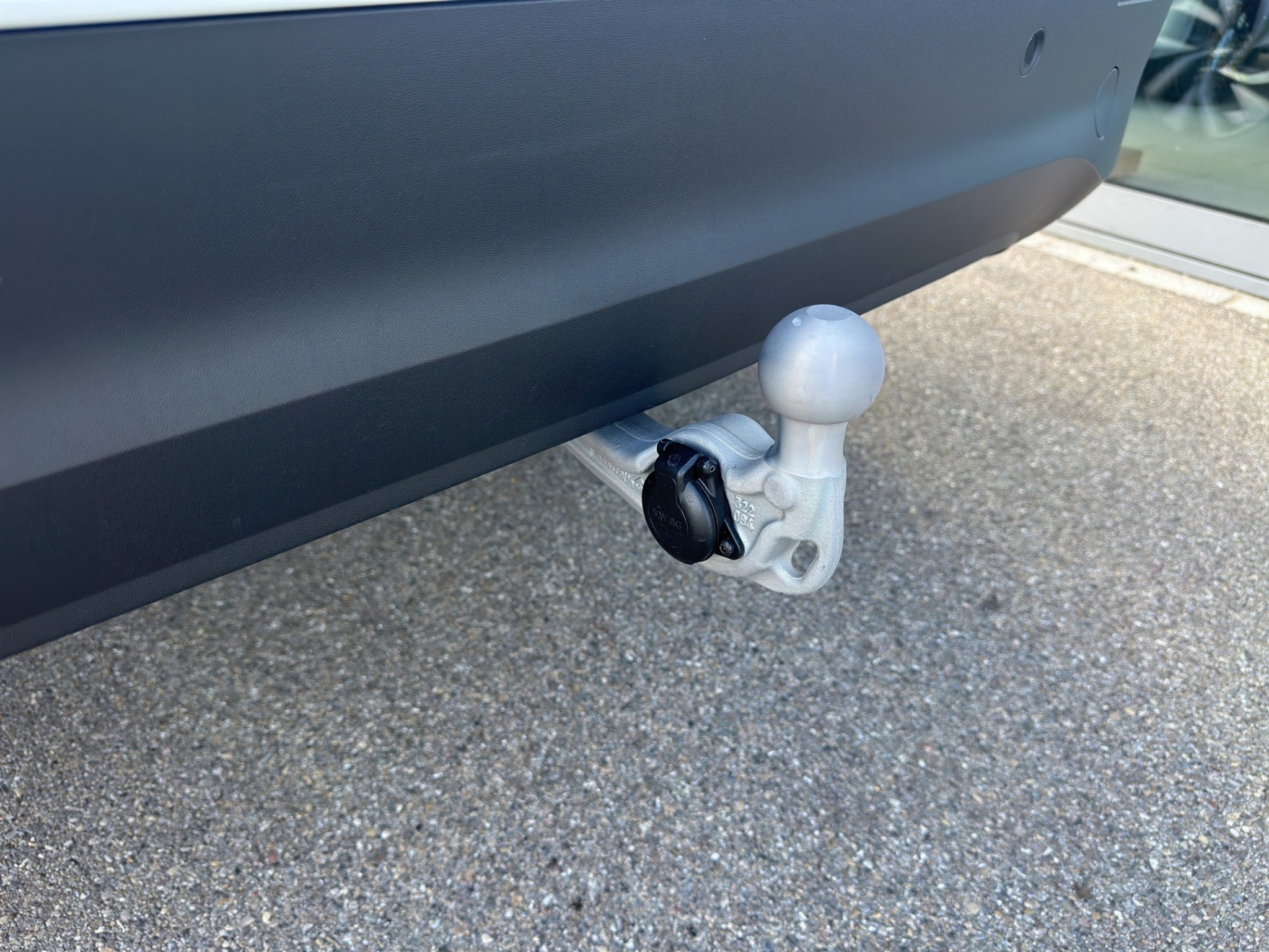 listing desktop thumbnail image 13