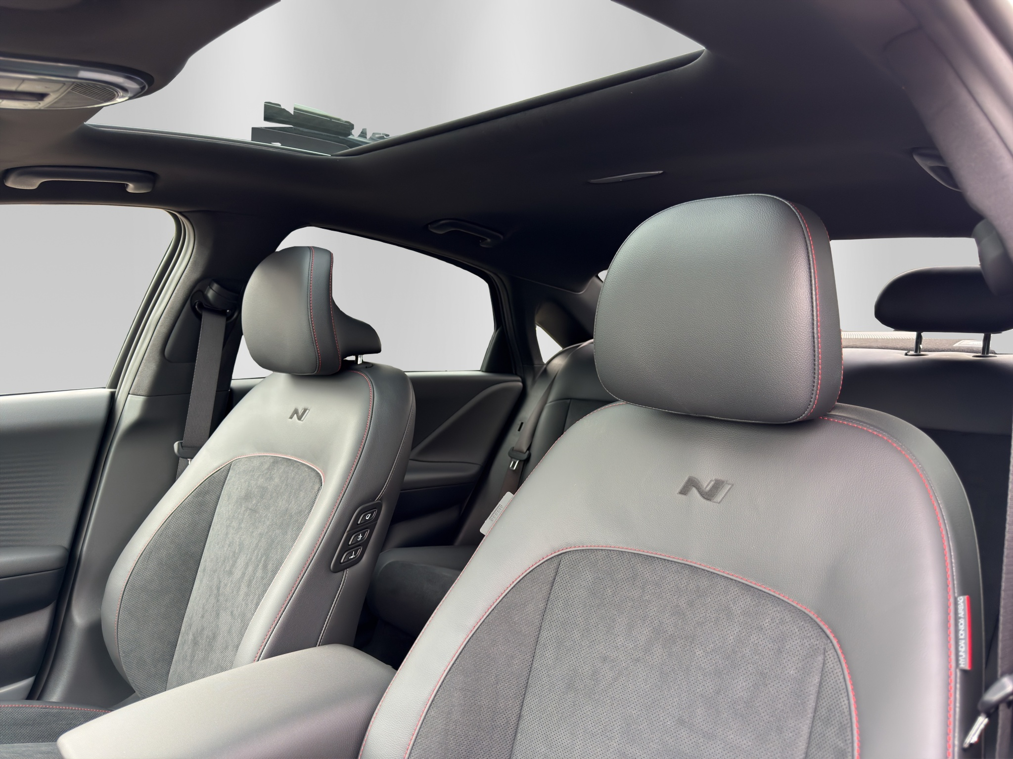 listing desktop thumbnail image 12