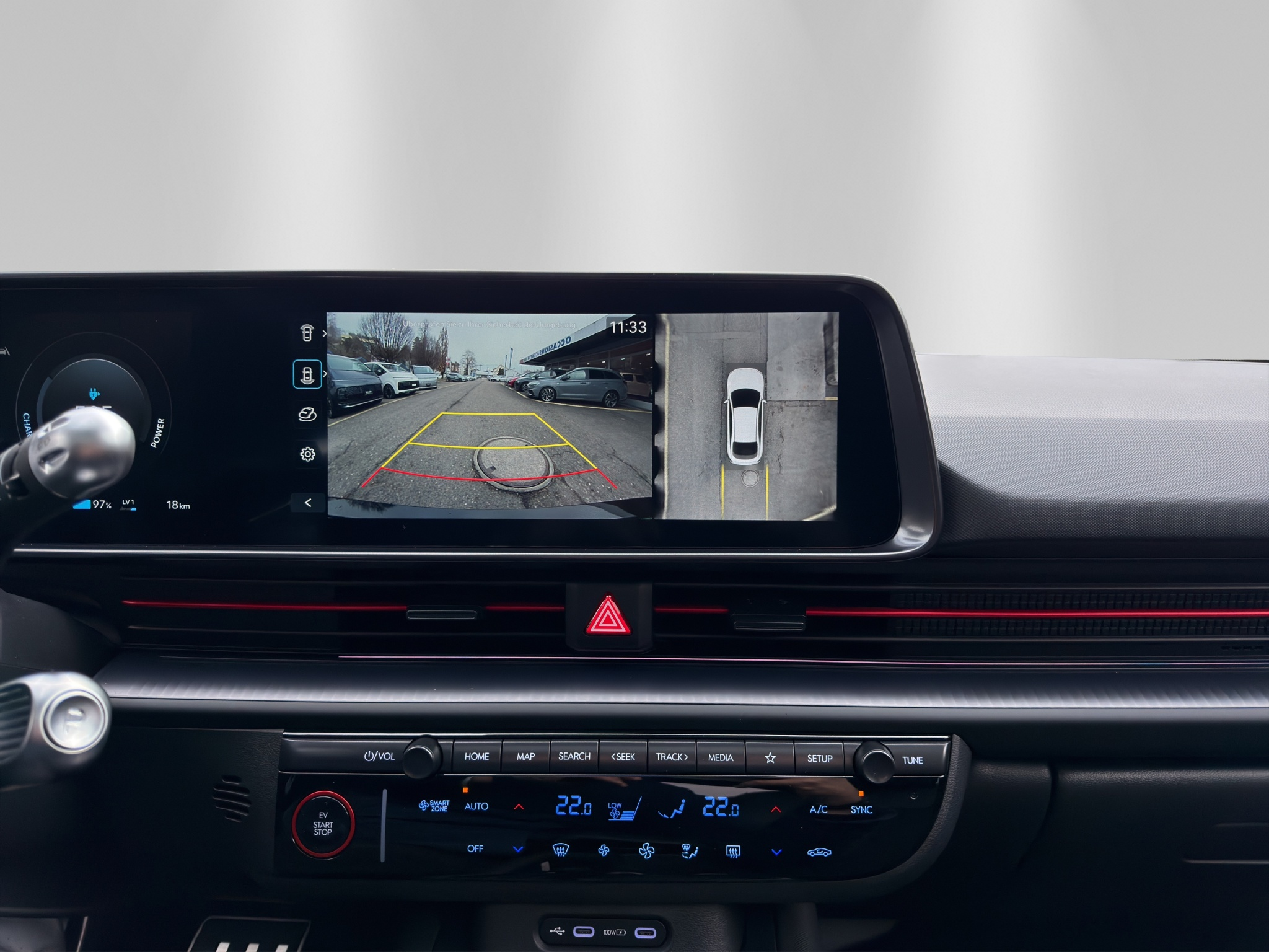 listing desktop thumbnail image 17