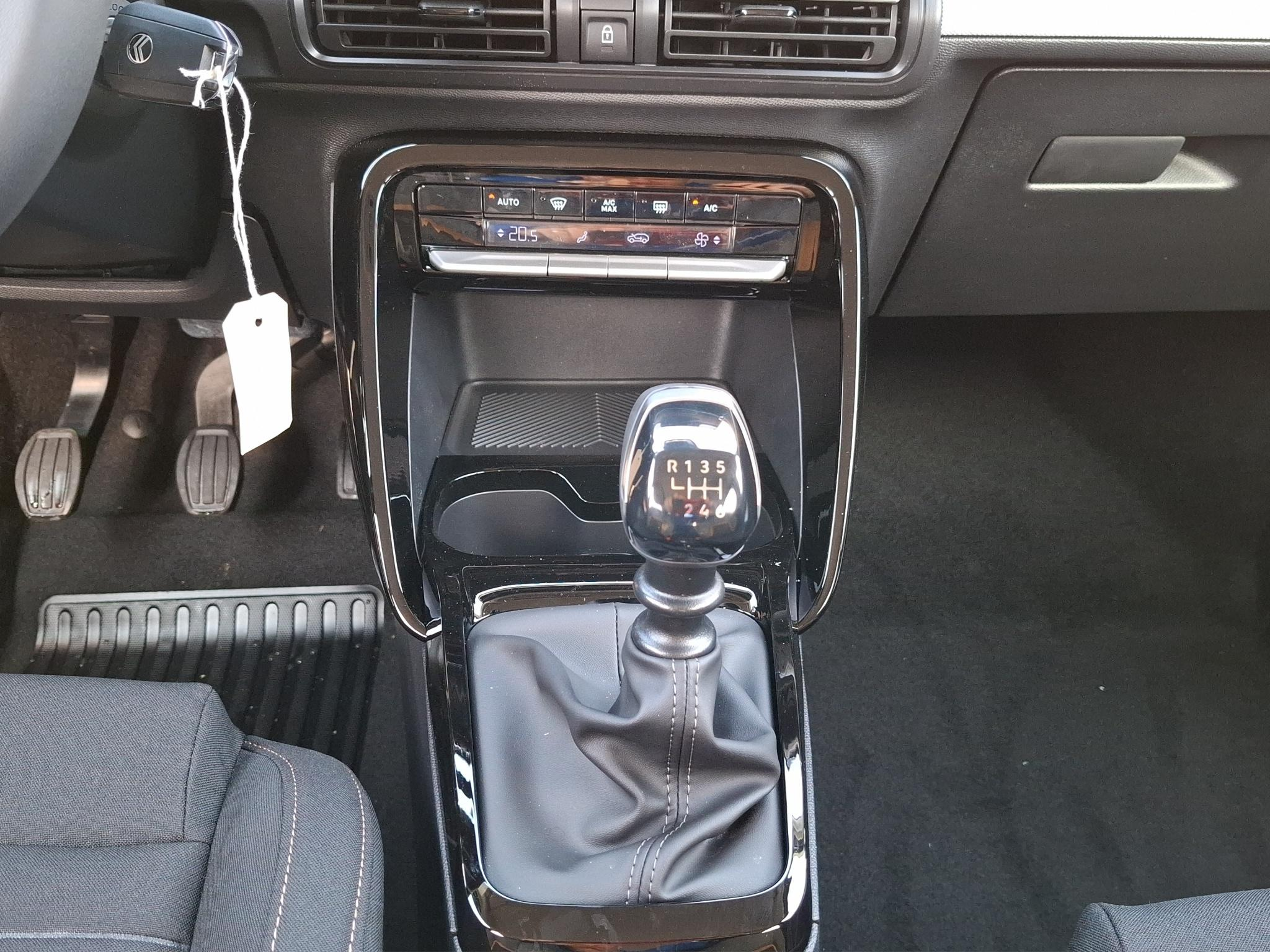 listing desktop thumbnail image 9