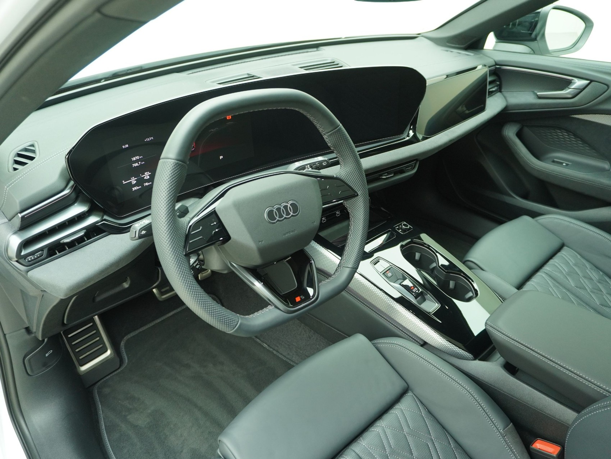 listing desktop thumbnail image 9