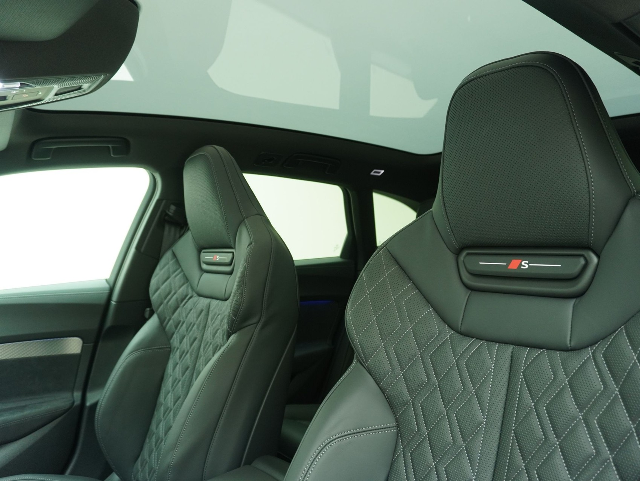 listing desktop thumbnail image 8