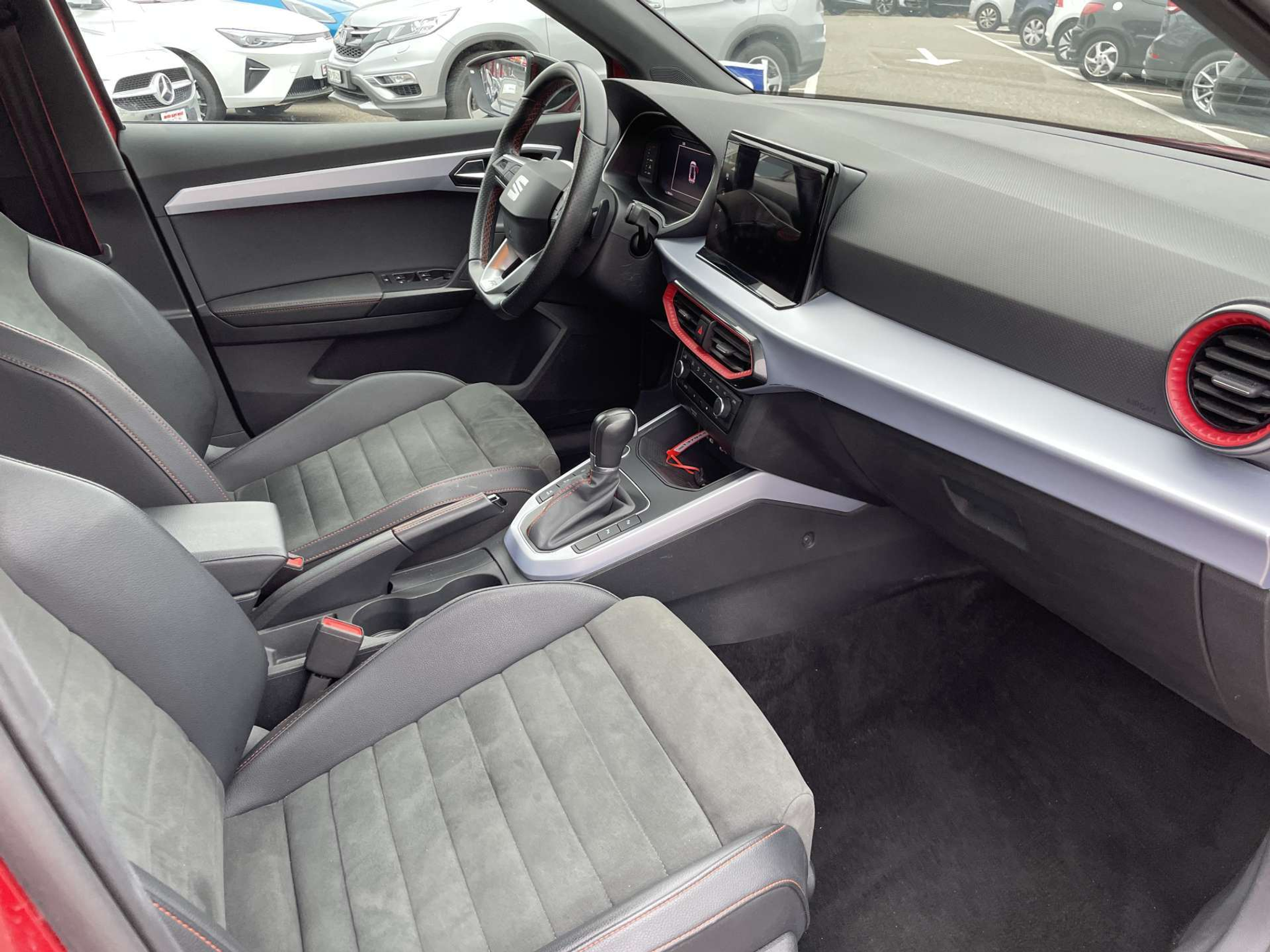 listing desktop thumbnail image 12