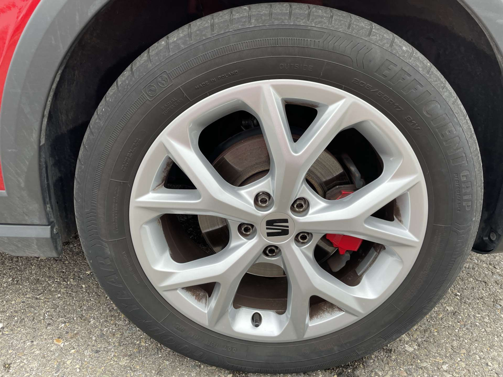 listing desktop thumbnail image 8