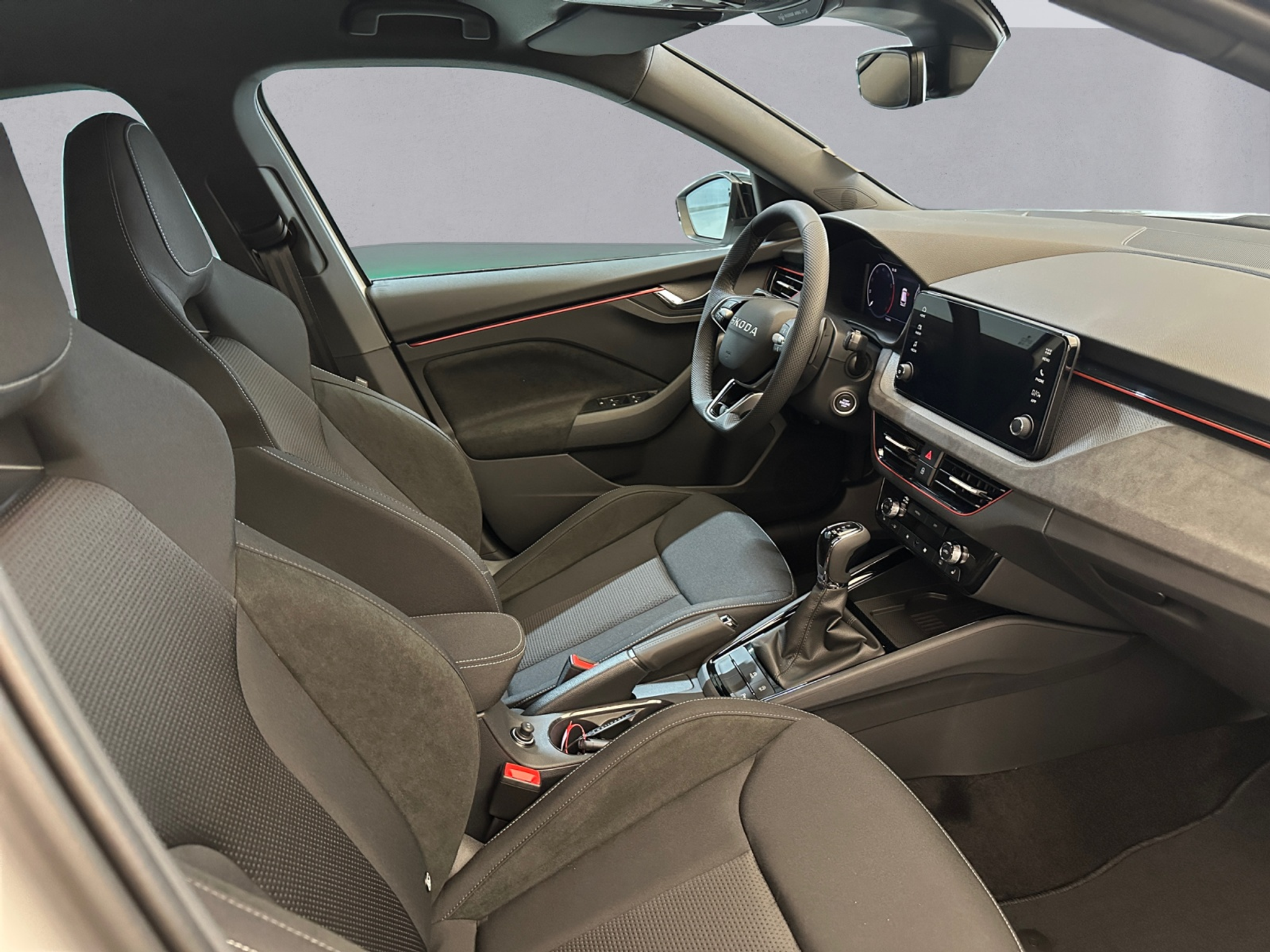 listing desktop thumbnail image 12