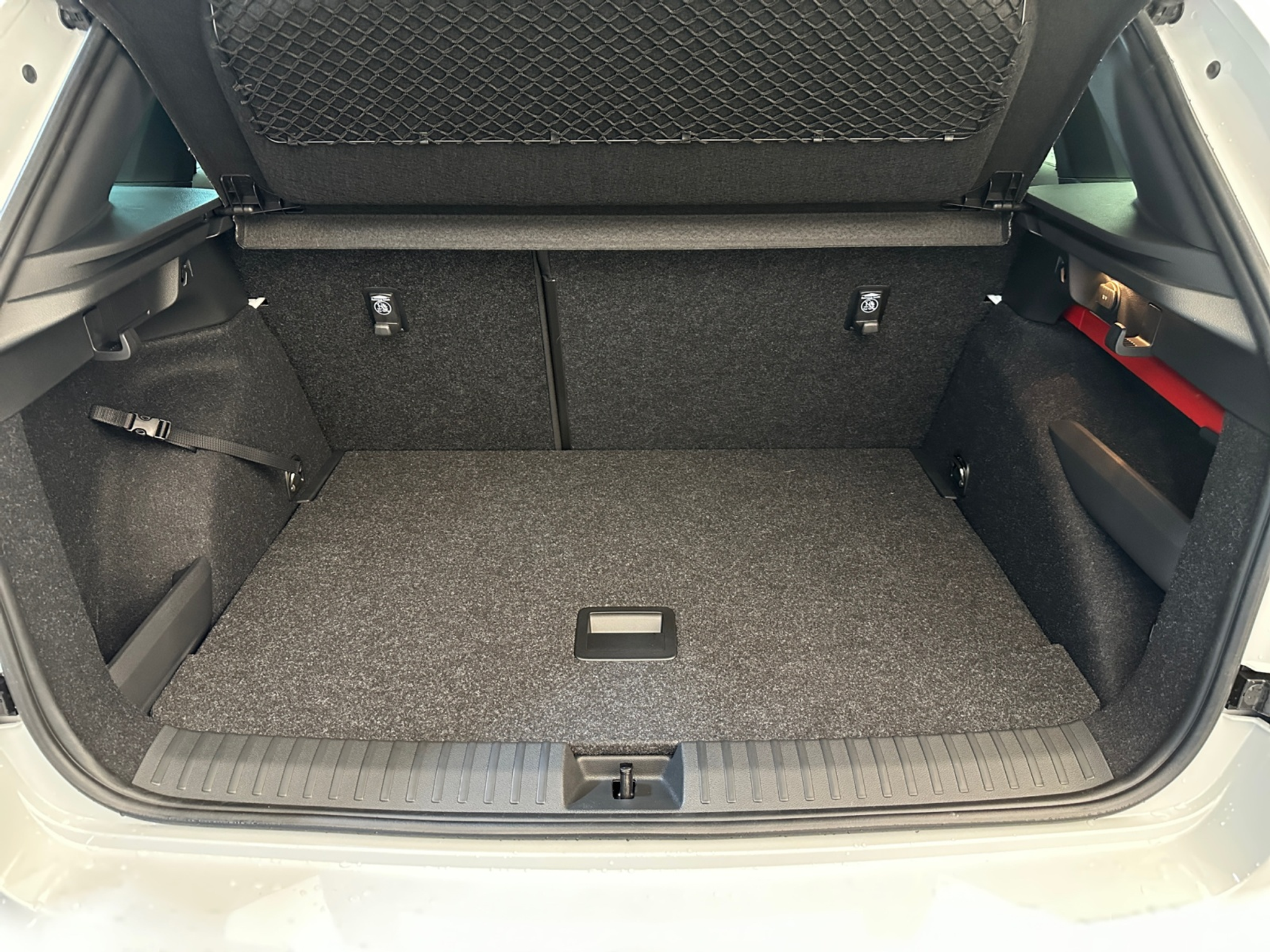 listing desktop thumbnail image 13