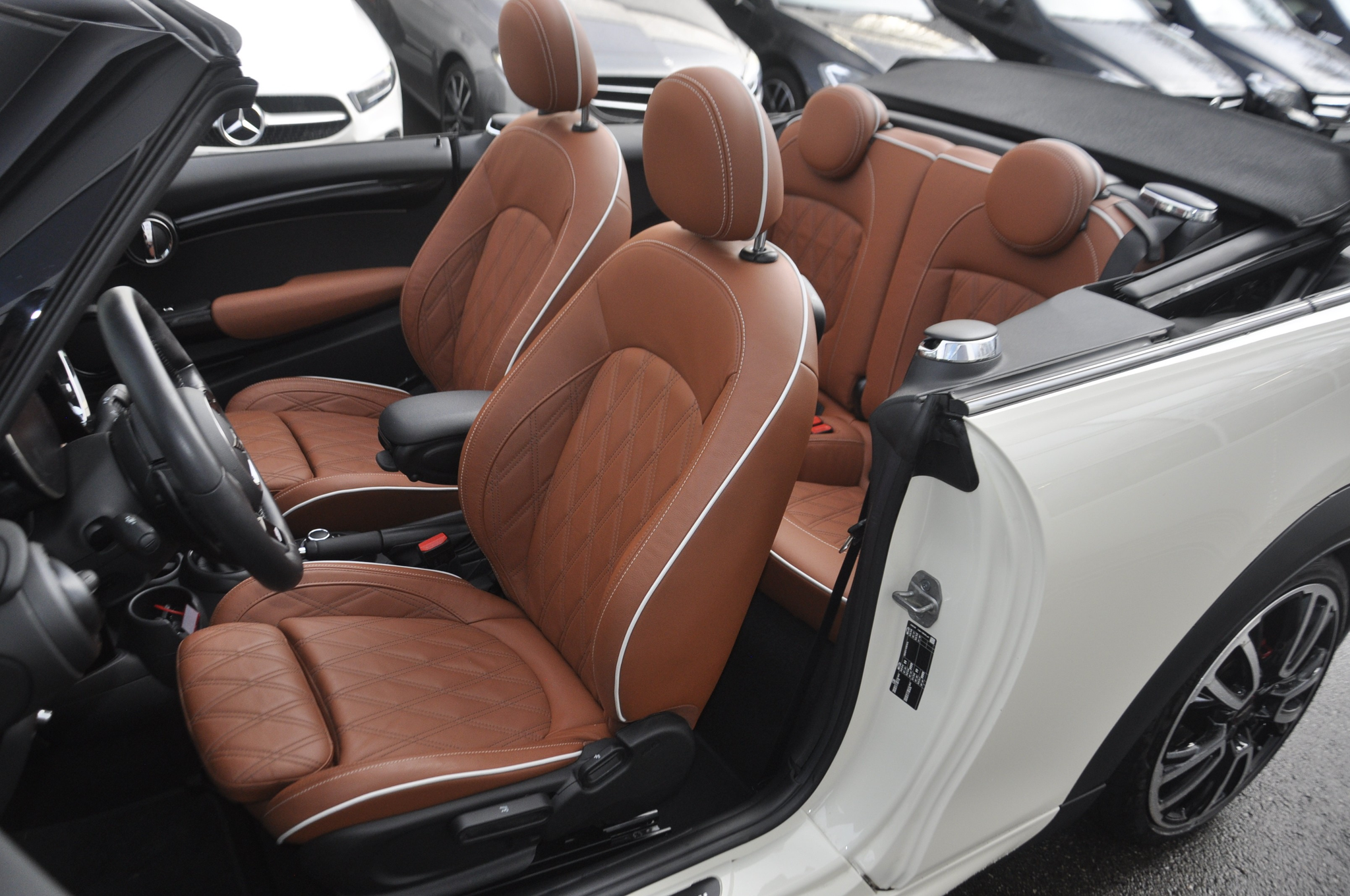 listing desktop thumbnail image 8