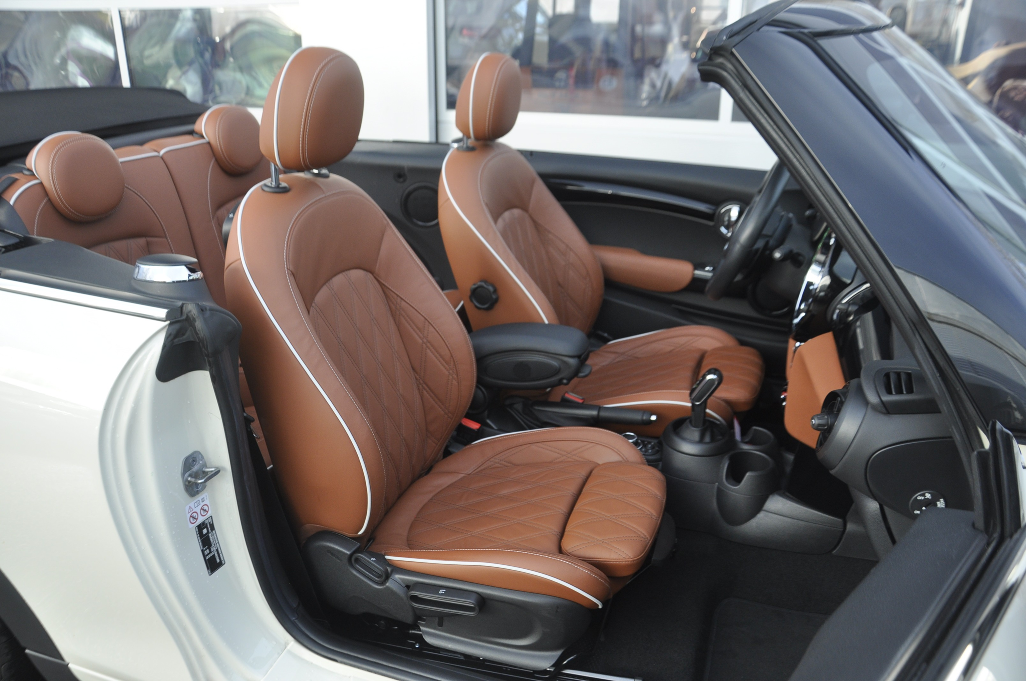 listing desktop thumbnail image 10