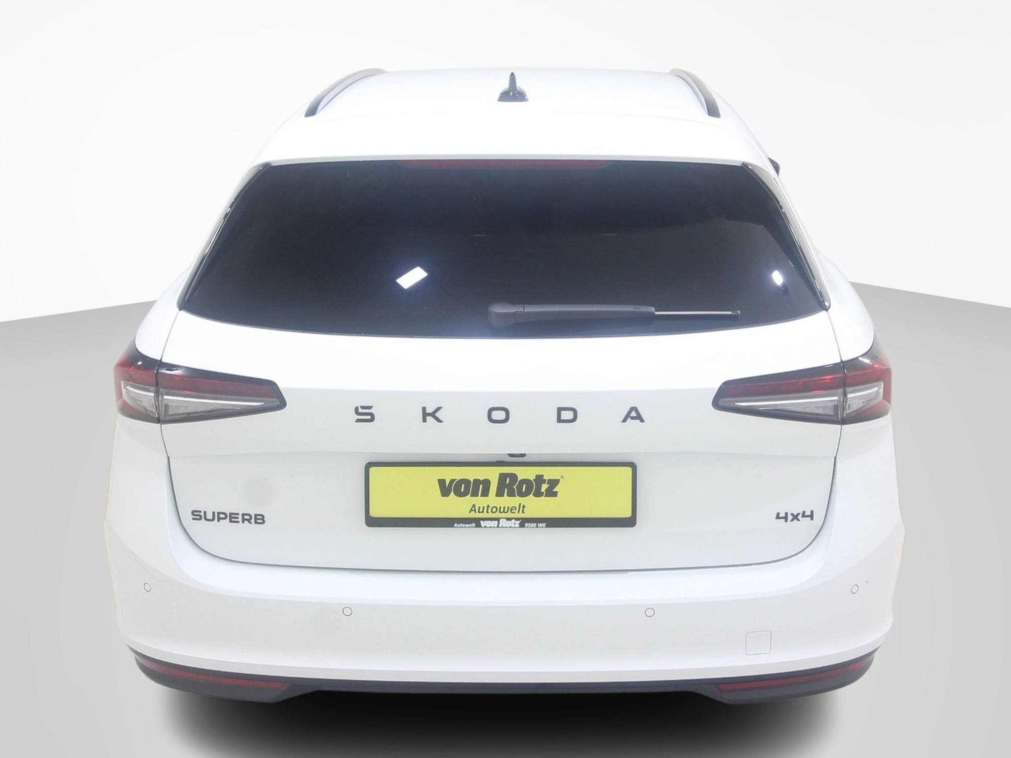 listing desktop thumbnail image 2