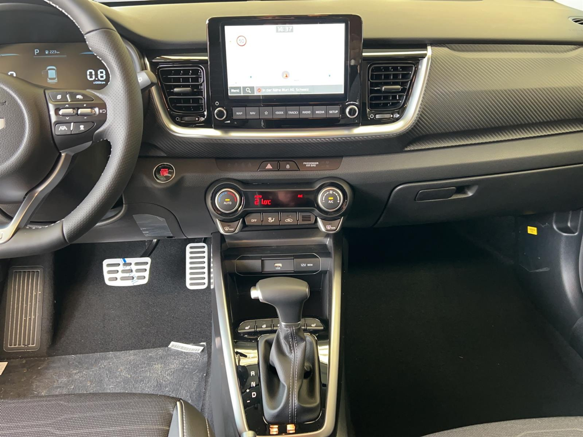 listing desktop thumbnail image 10