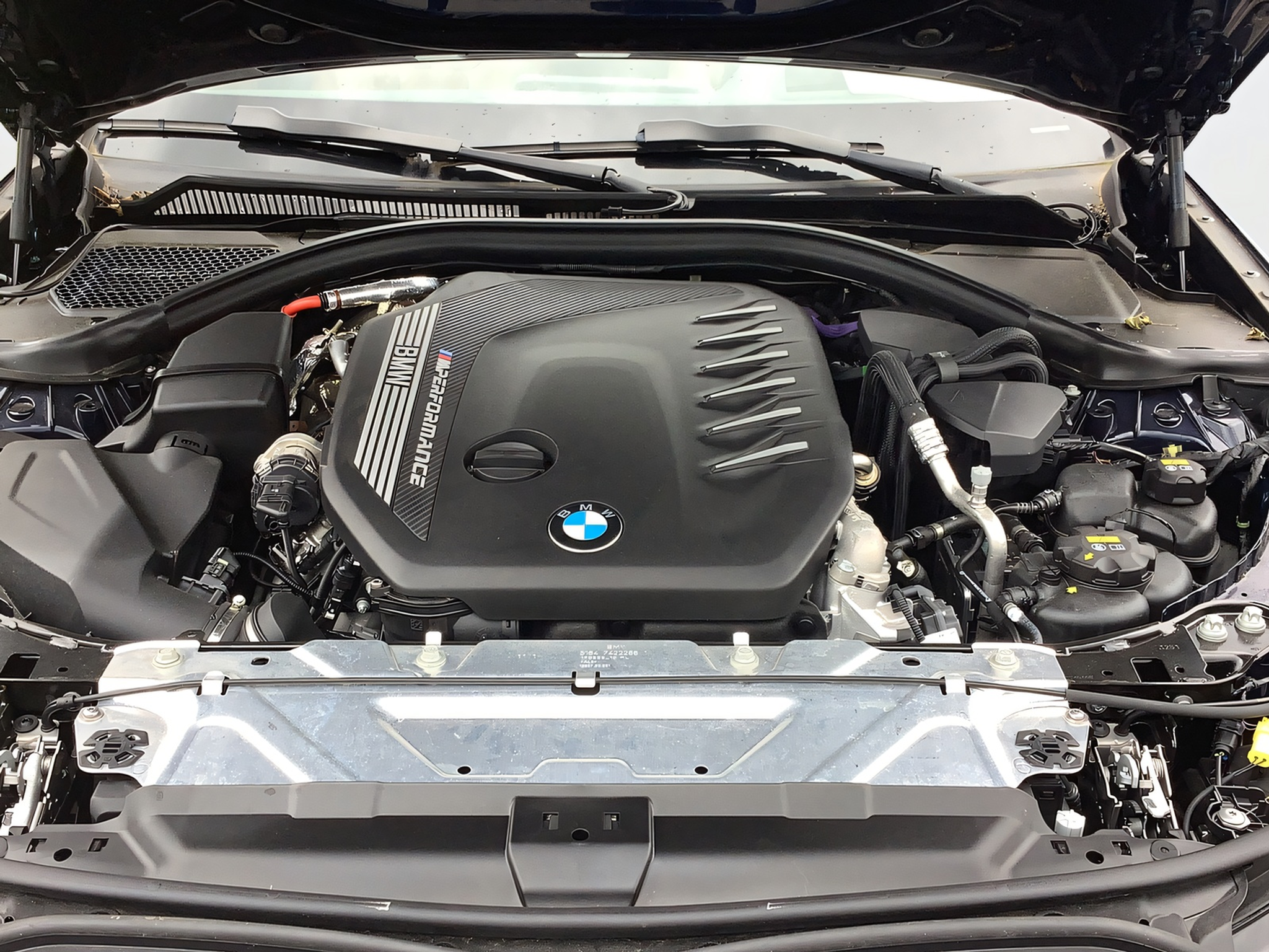 listing desktop thumbnail image 11