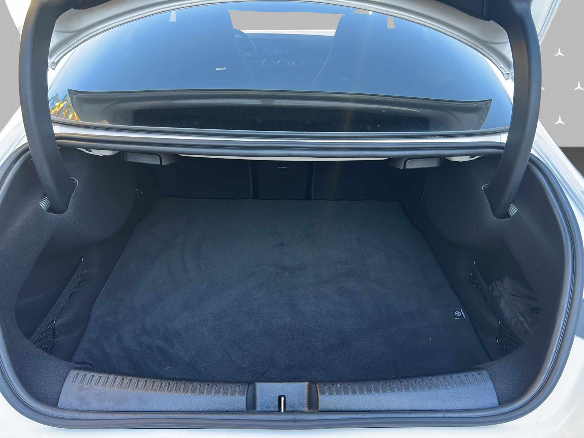 listing desktop thumbnail image 7