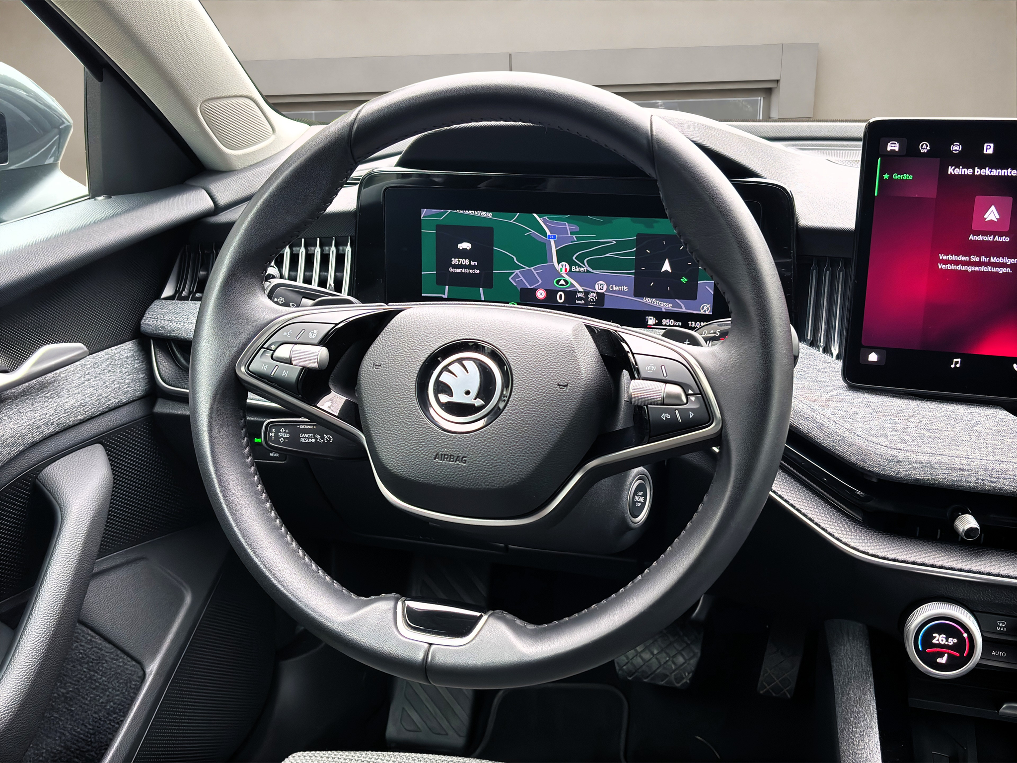 listing desktop thumbnail image 13