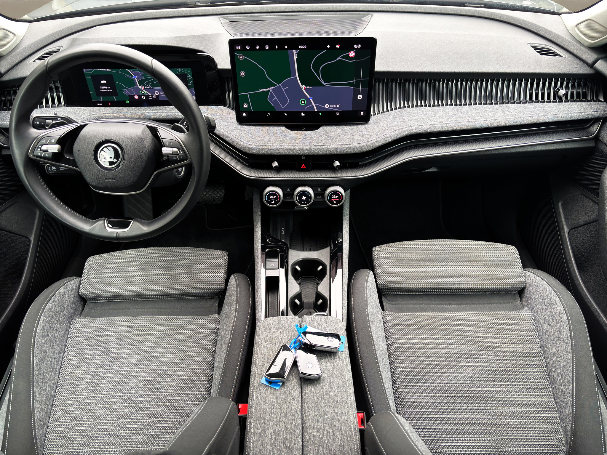 listing desktop thumbnail image 7