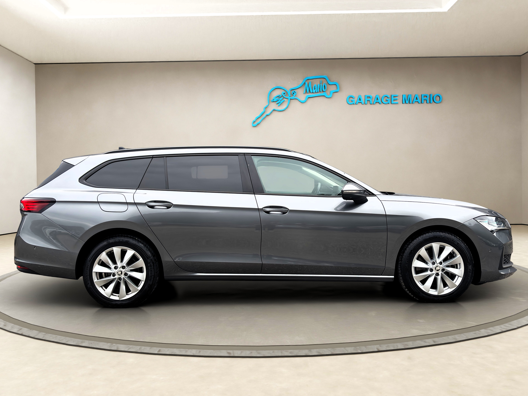 listing desktop thumbnail image 3