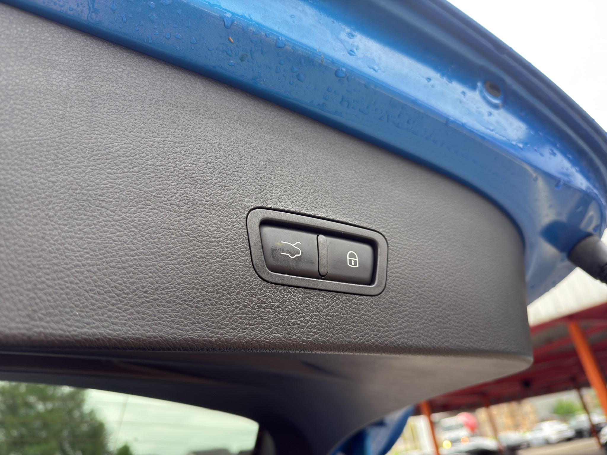 listing desktop thumbnail image 20