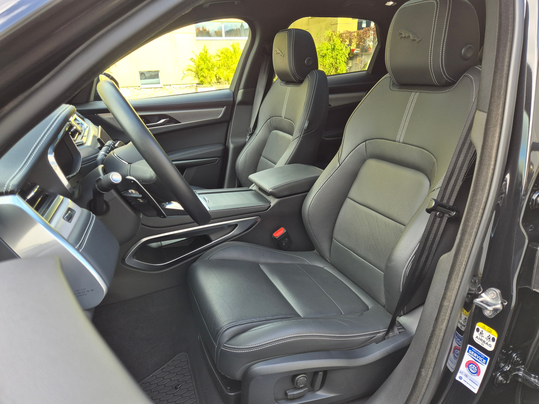 listing desktop thumbnail image 10