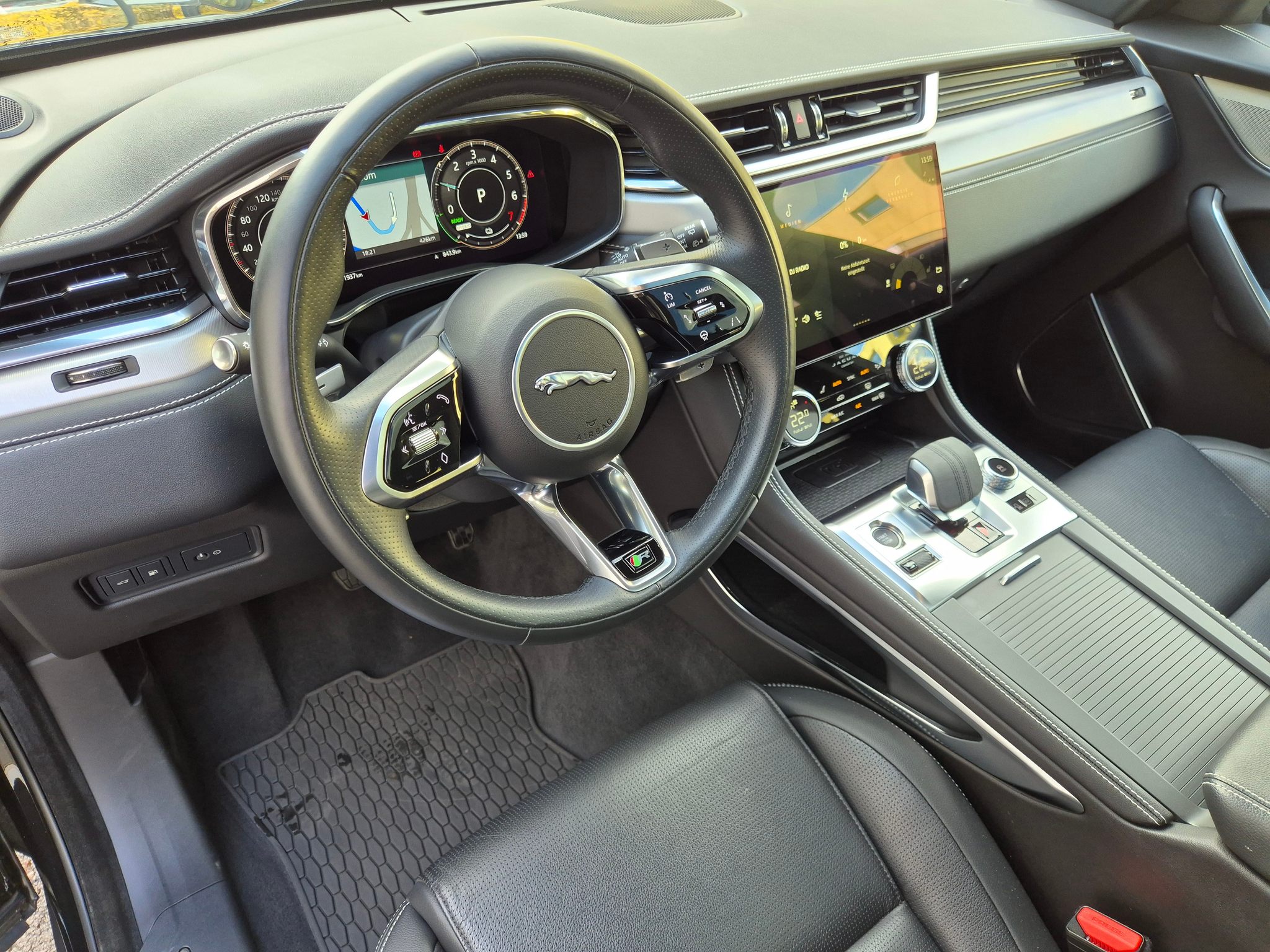 listing desktop thumbnail image 12