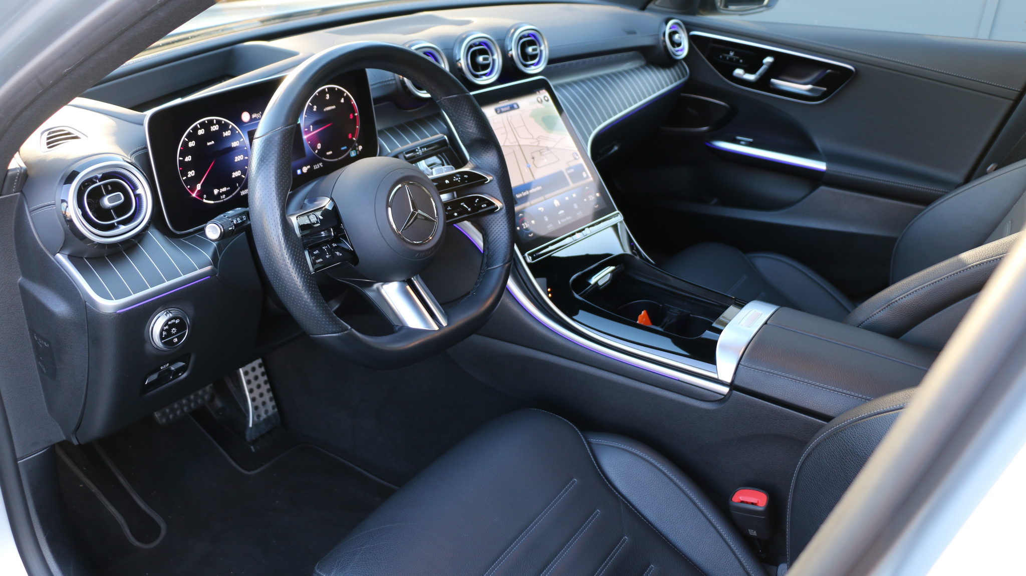 listing desktop thumbnail image 24