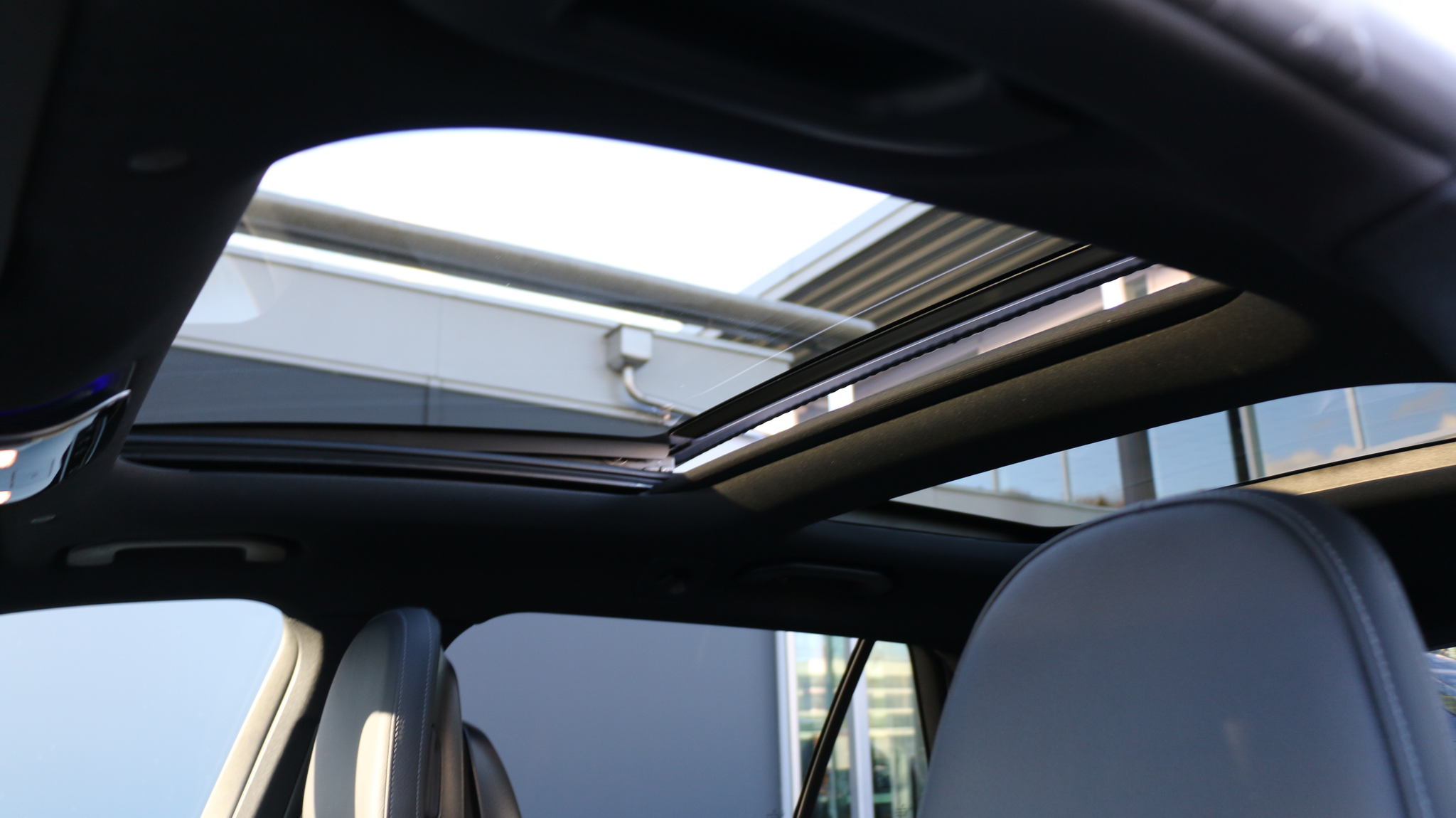 listing desktop thumbnail image 22