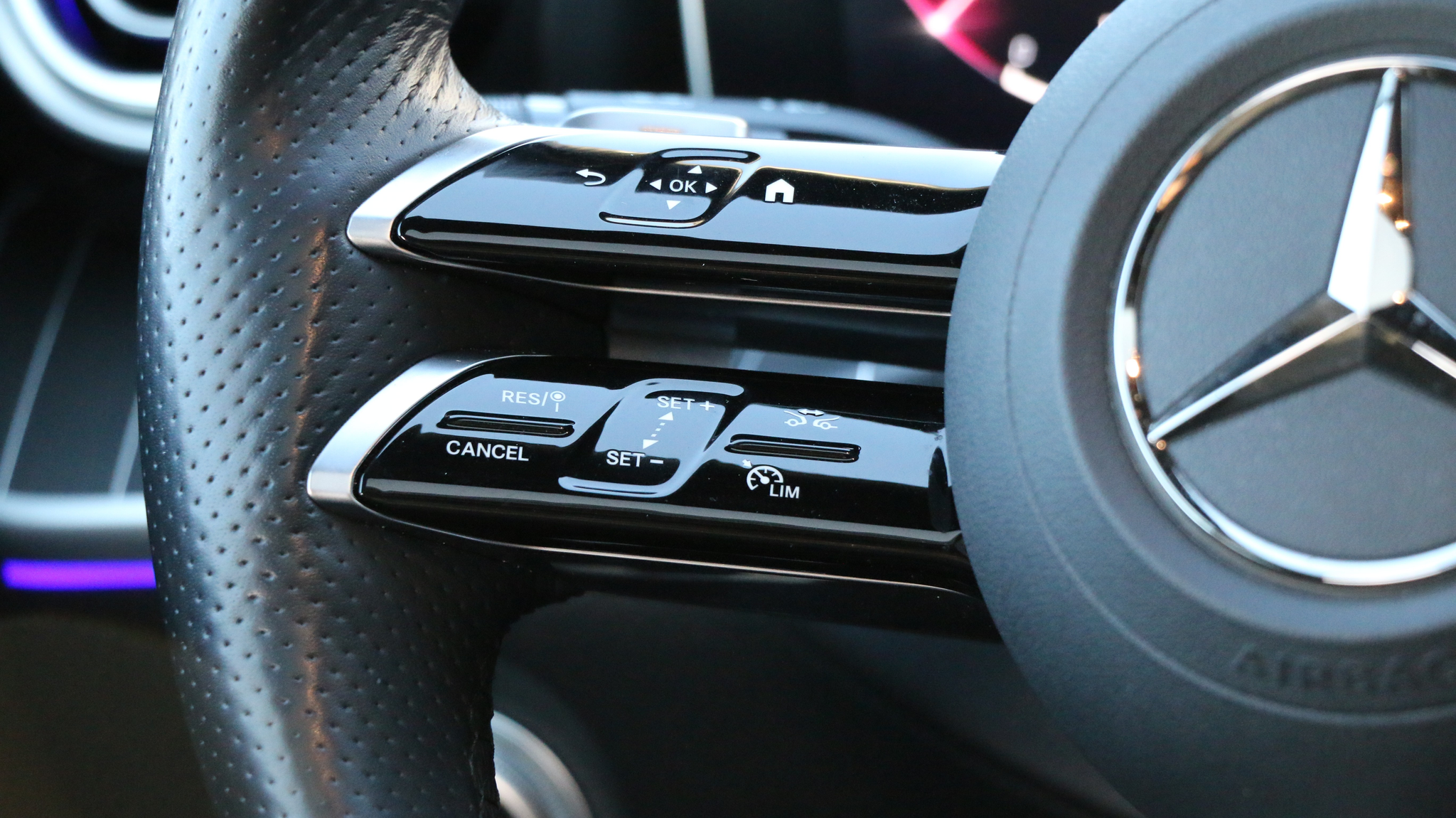 listing desktop thumbnail image 17