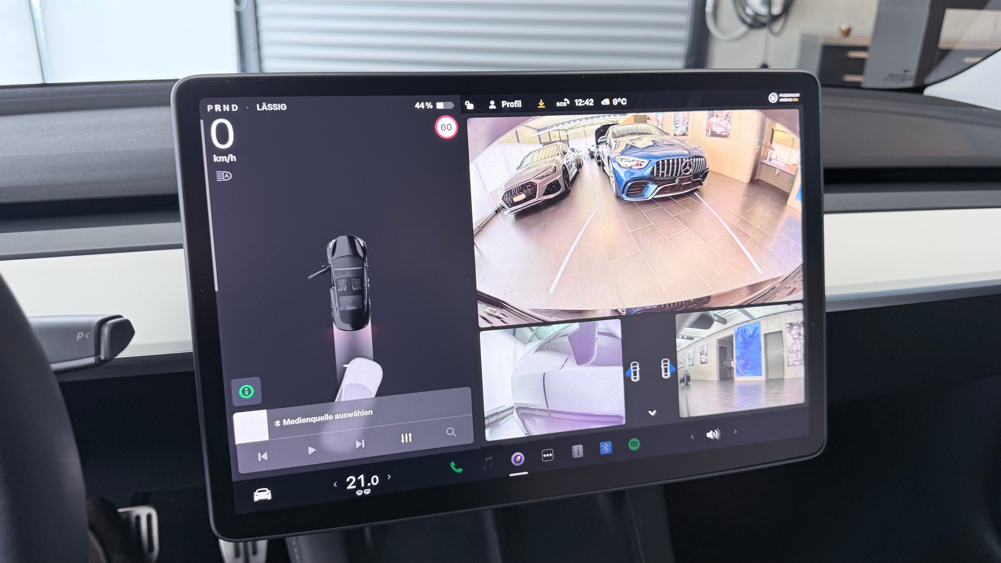 listing desktop thumbnail image 14