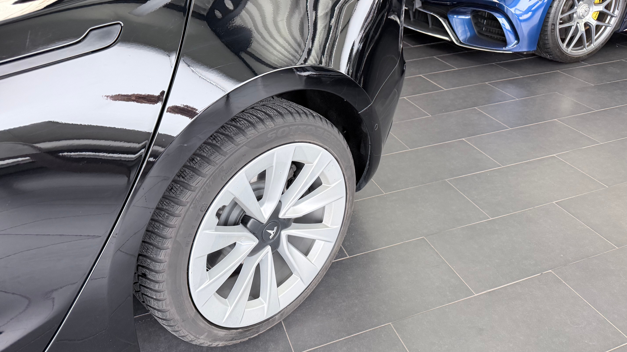 listing desktop thumbnail image 7