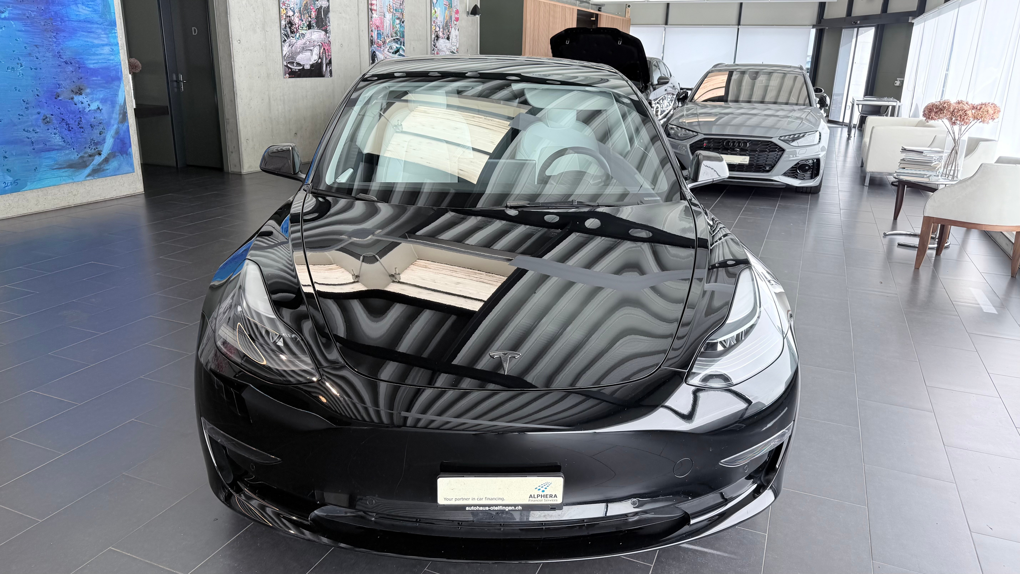 listing desktop thumbnail image 3