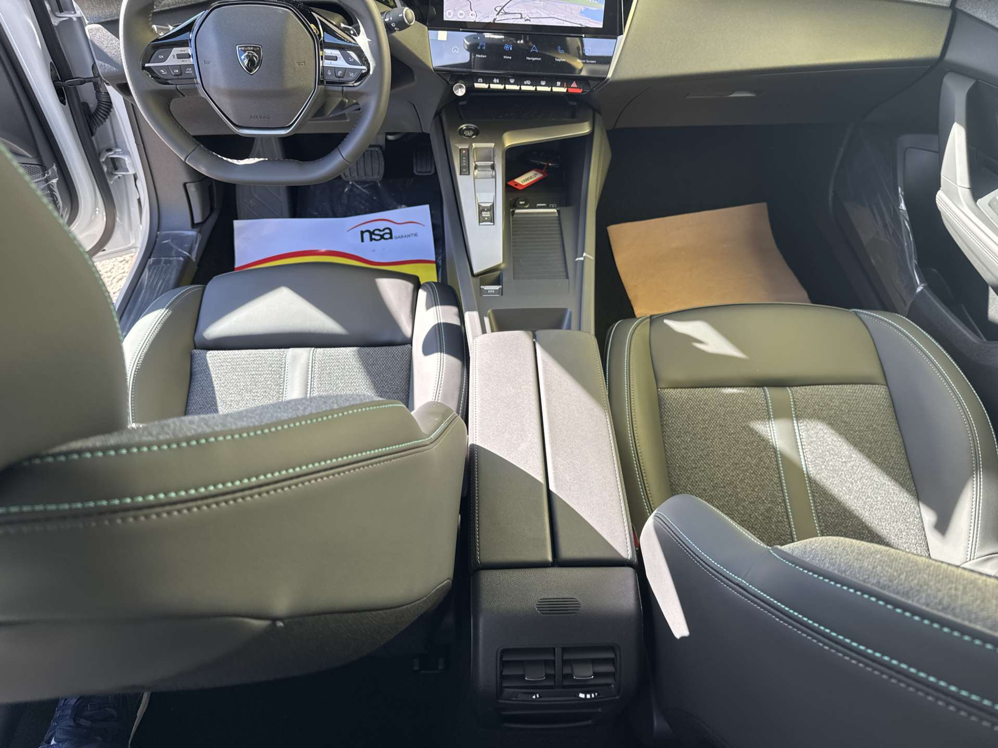 listing desktop thumbnail image 13