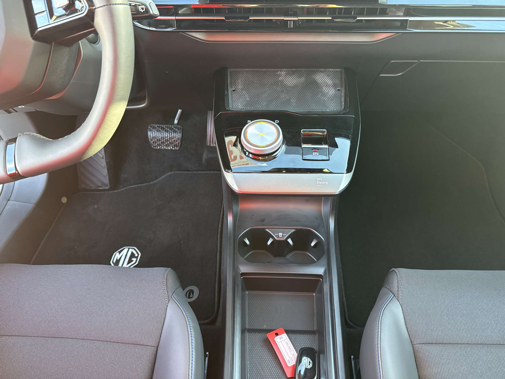 listing desktop thumbnail image 11