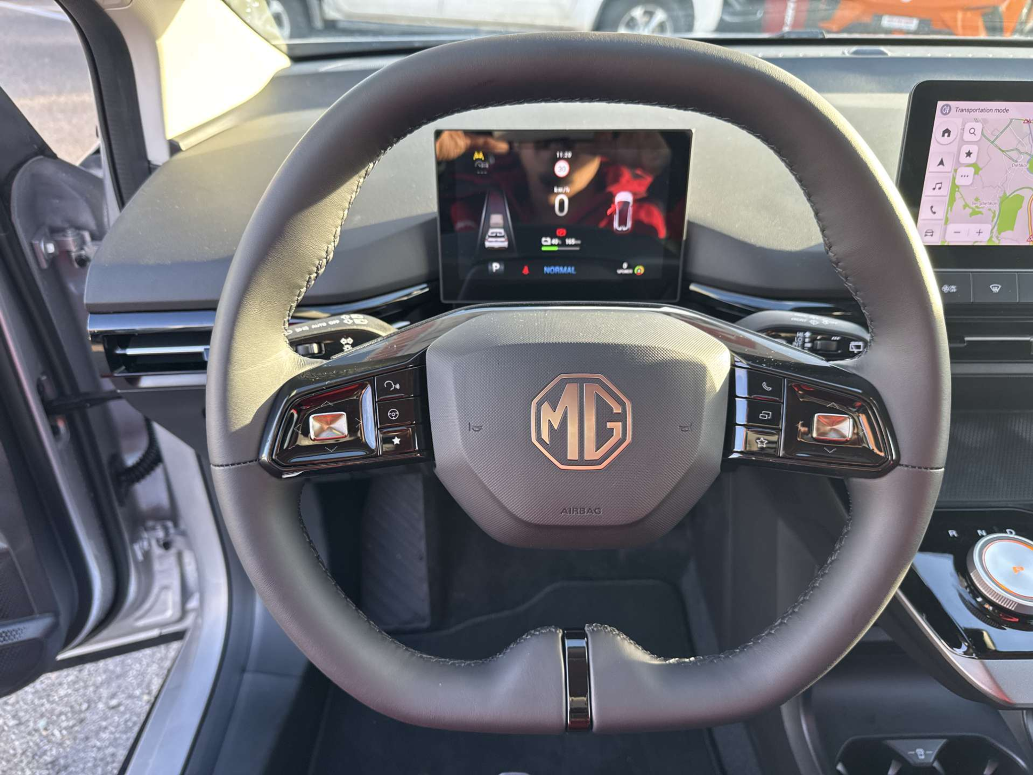 listing desktop thumbnail image 15