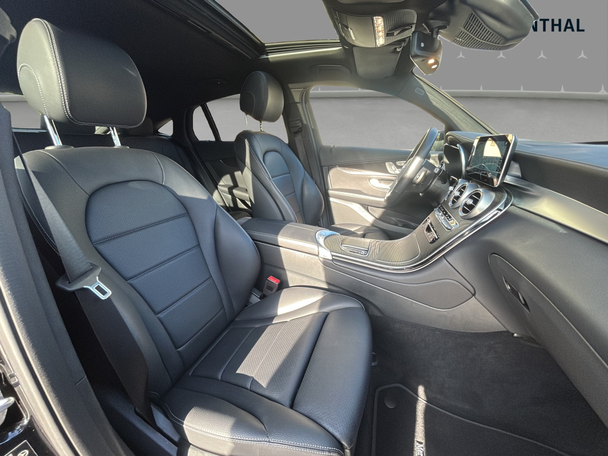 listing desktop thumbnail image 15