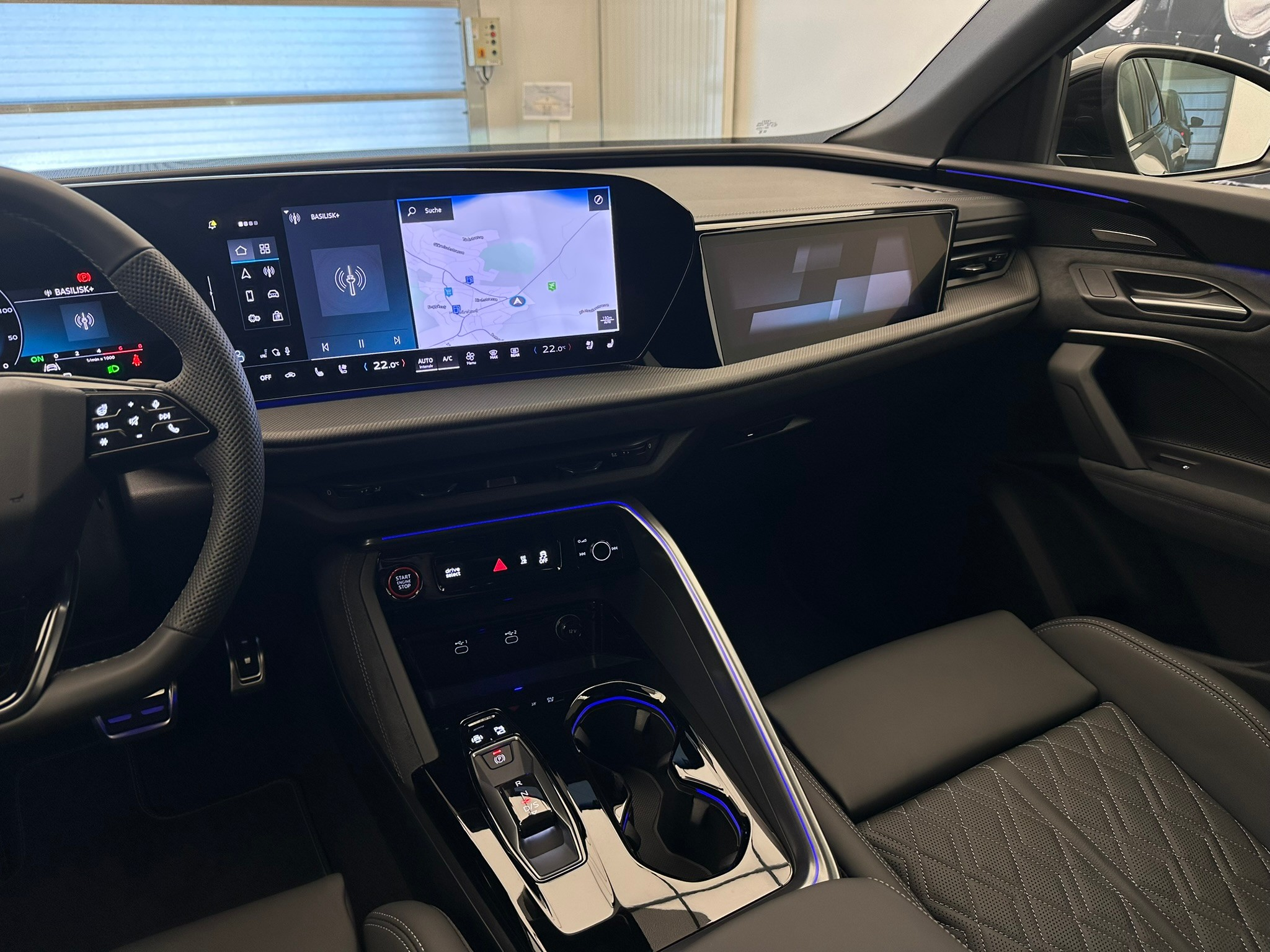 listing desktop thumbnail image 16