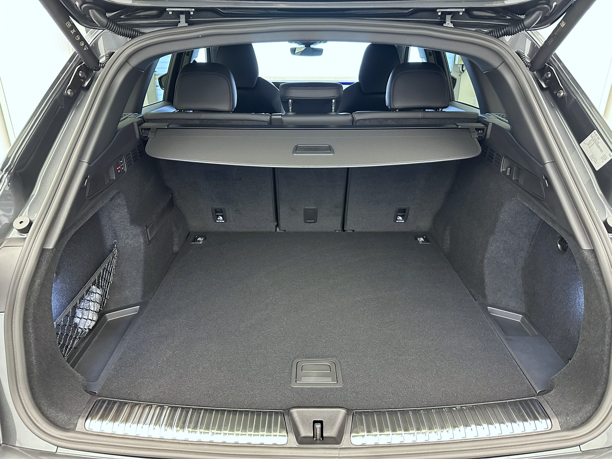 listing desktop thumbnail image 21