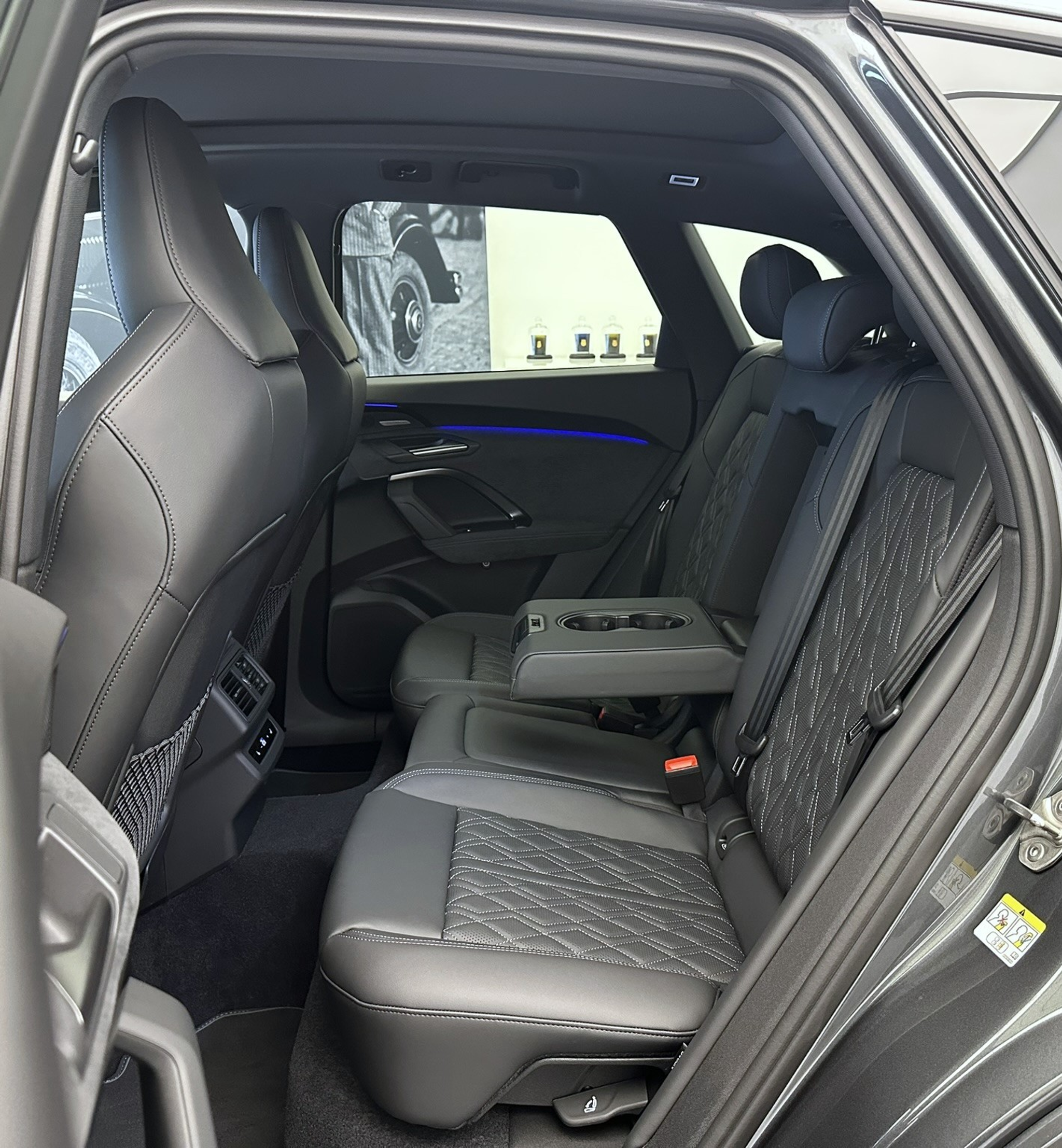 listing desktop thumbnail image 20