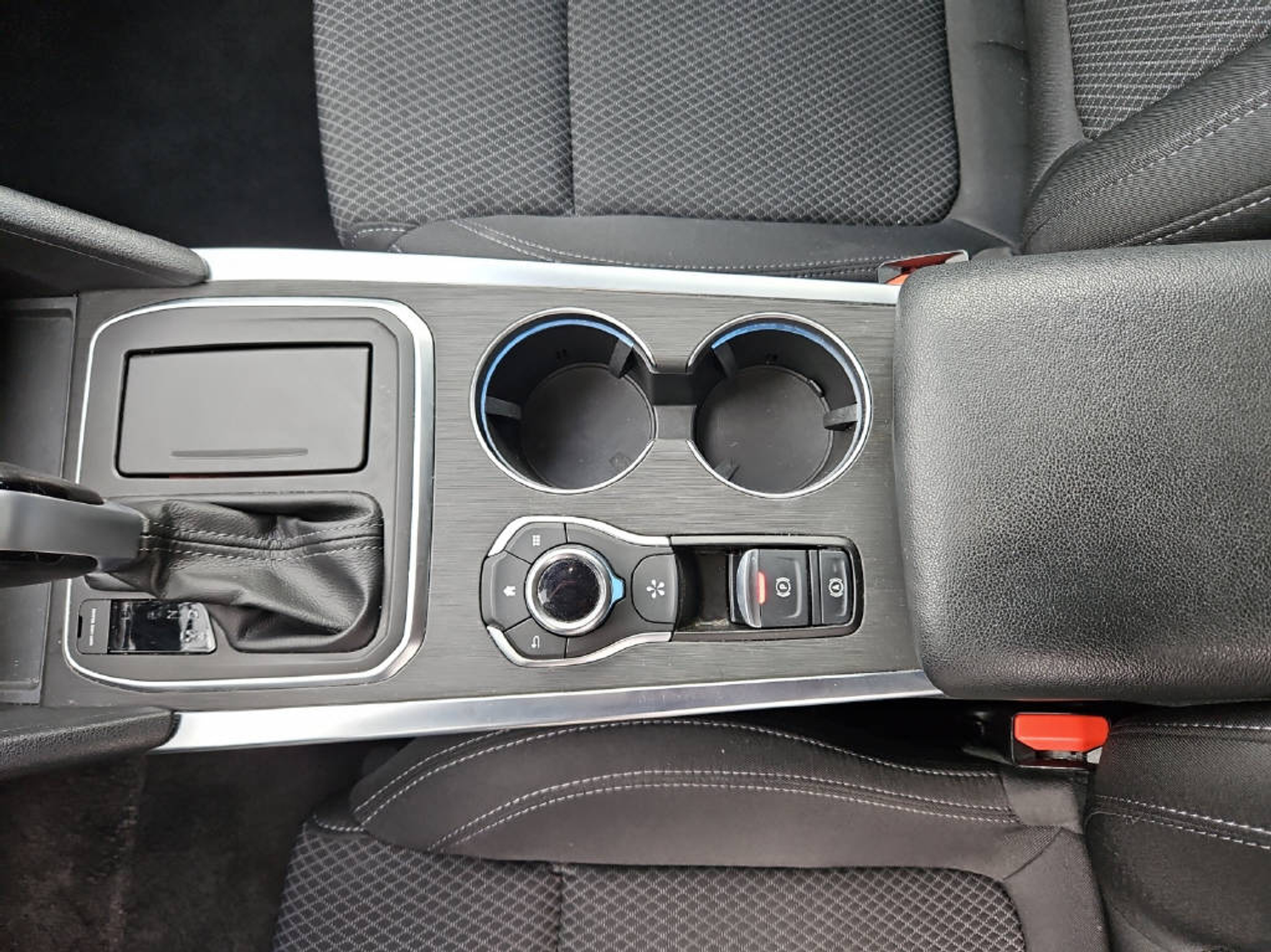 listing desktop thumbnail image 8