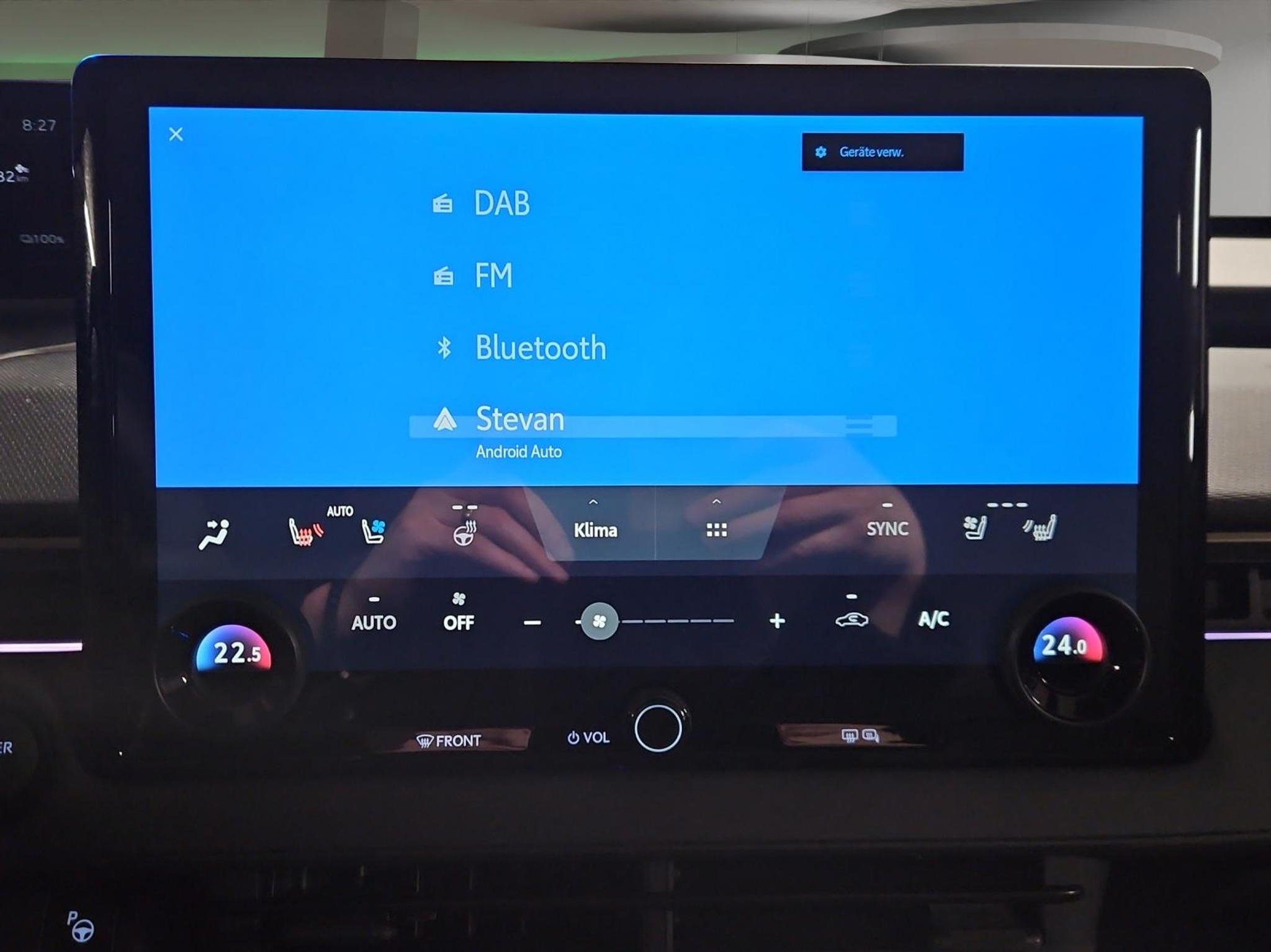 listing desktop thumbnail image 18