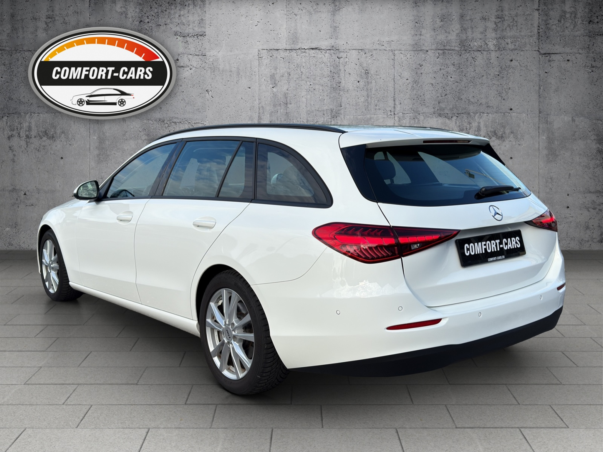 listing desktop thumbnail image 3