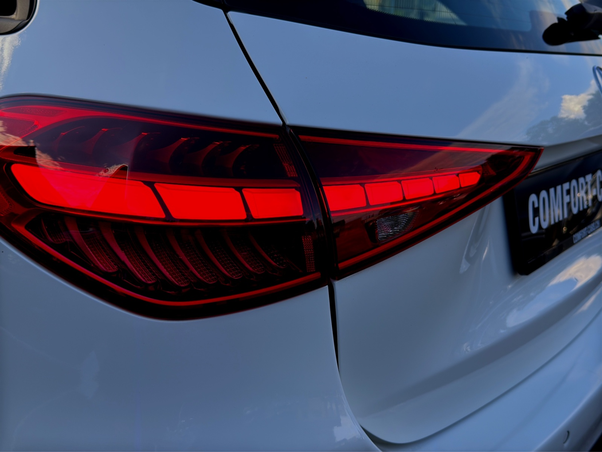 listing desktop thumbnail image 28