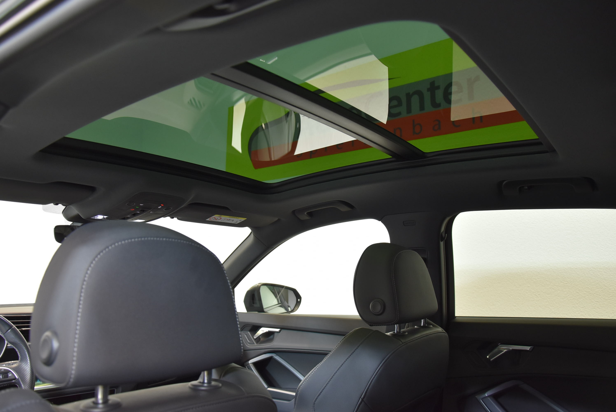 listing desktop thumbnail image 8