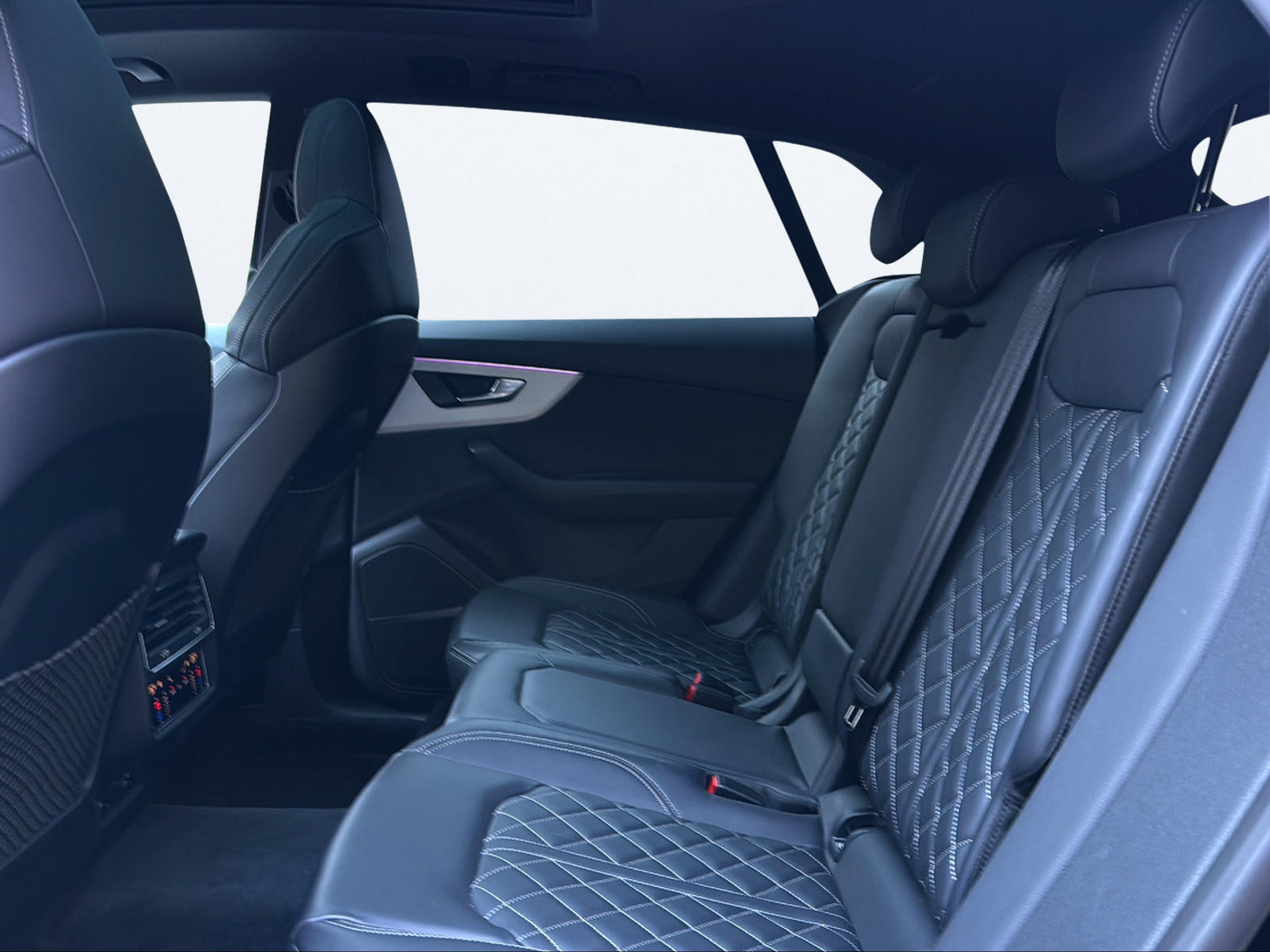 listing desktop thumbnail image 13