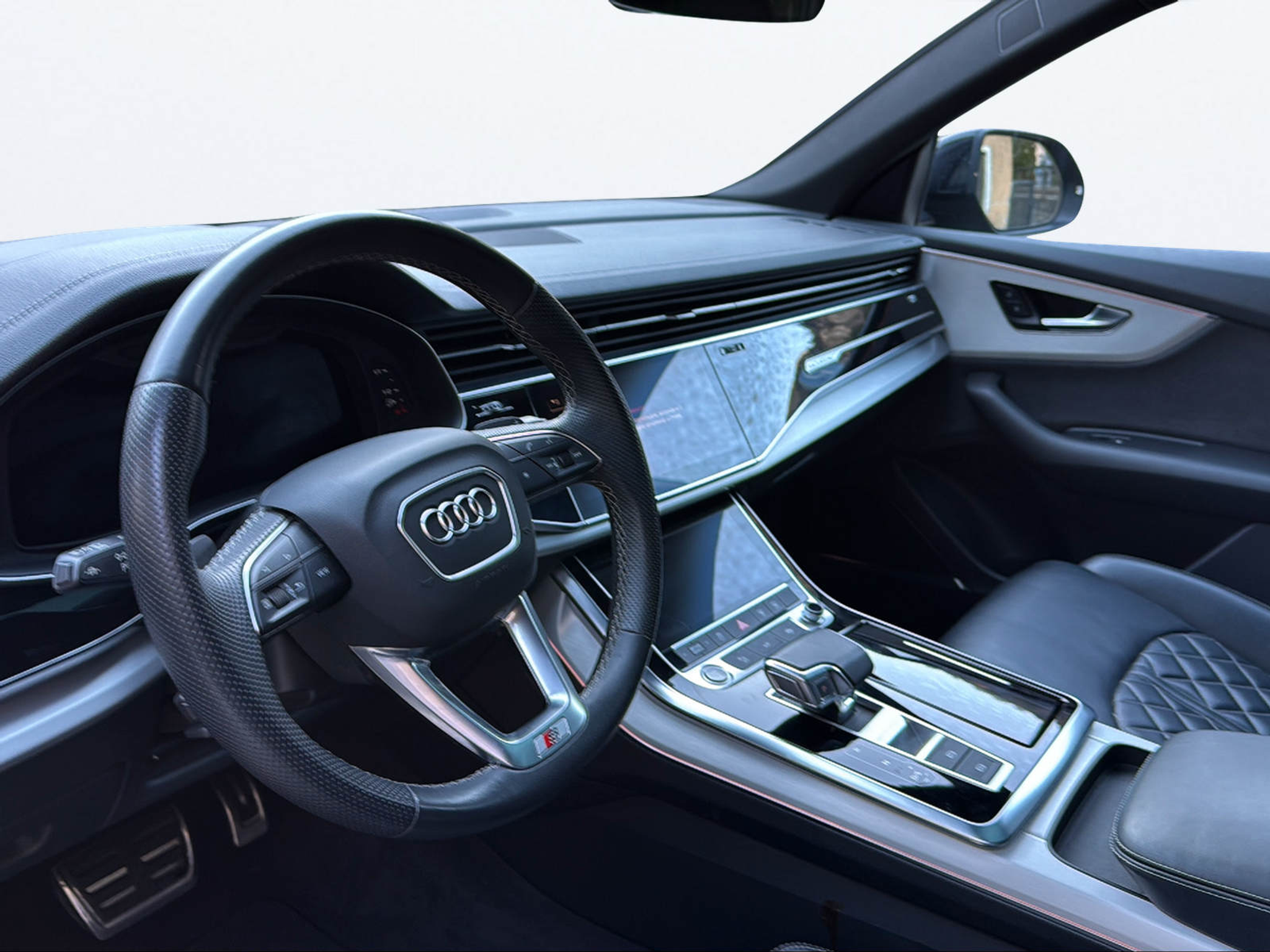 listing desktop thumbnail image 10