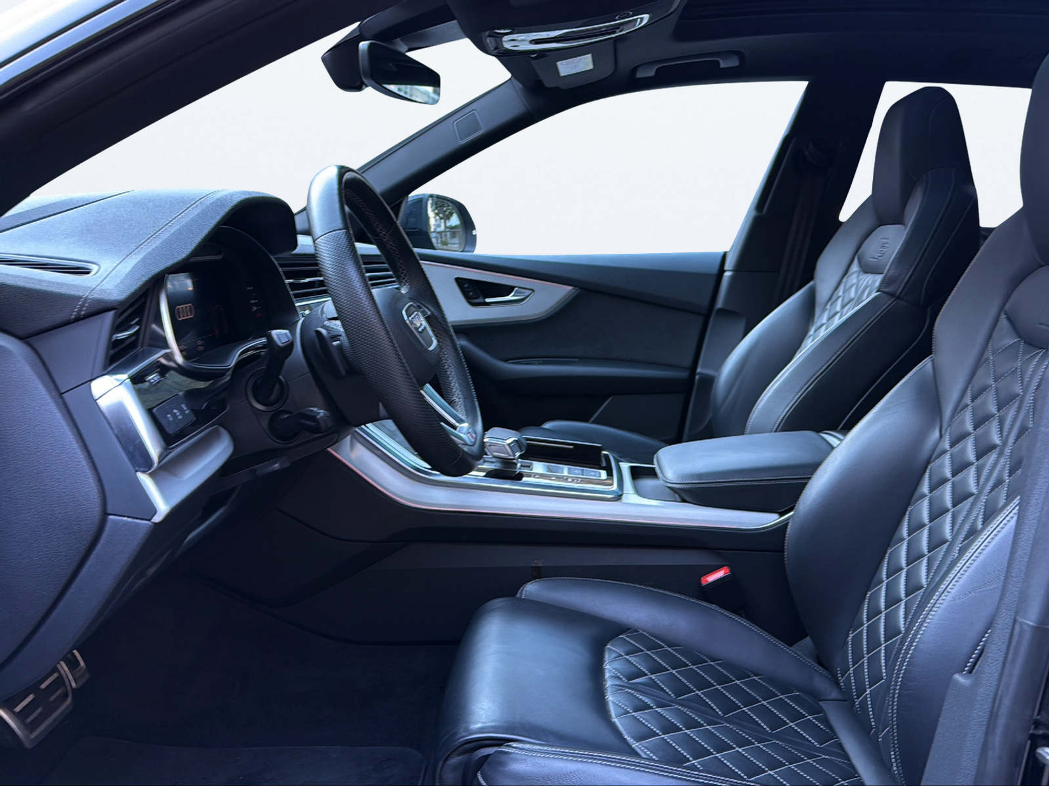 listing desktop thumbnail image 9