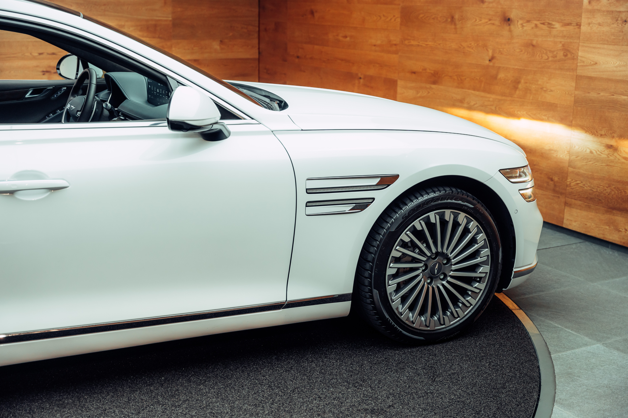 listing desktop thumbnail image 19