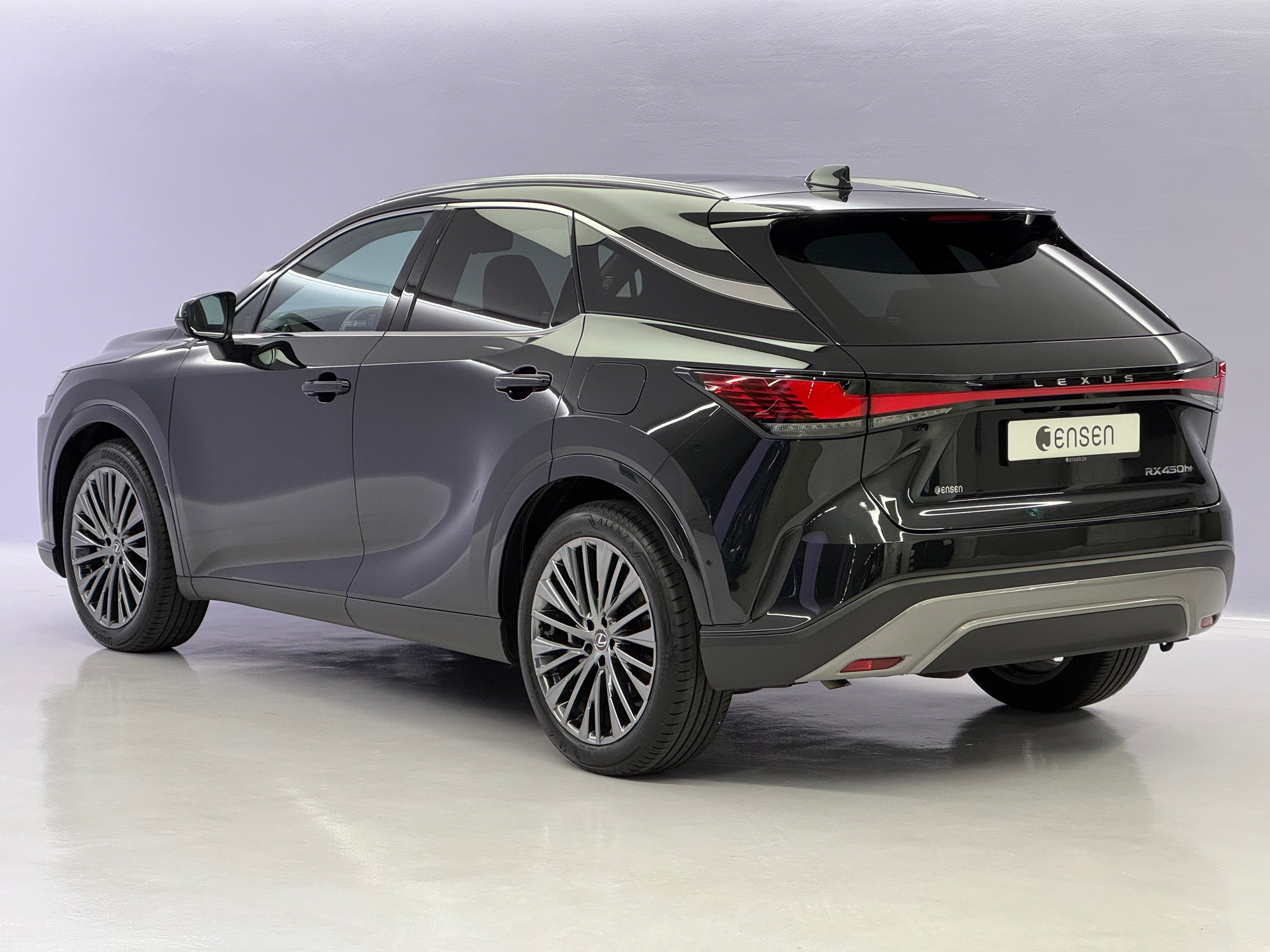 listing desktop thumbnail image 4