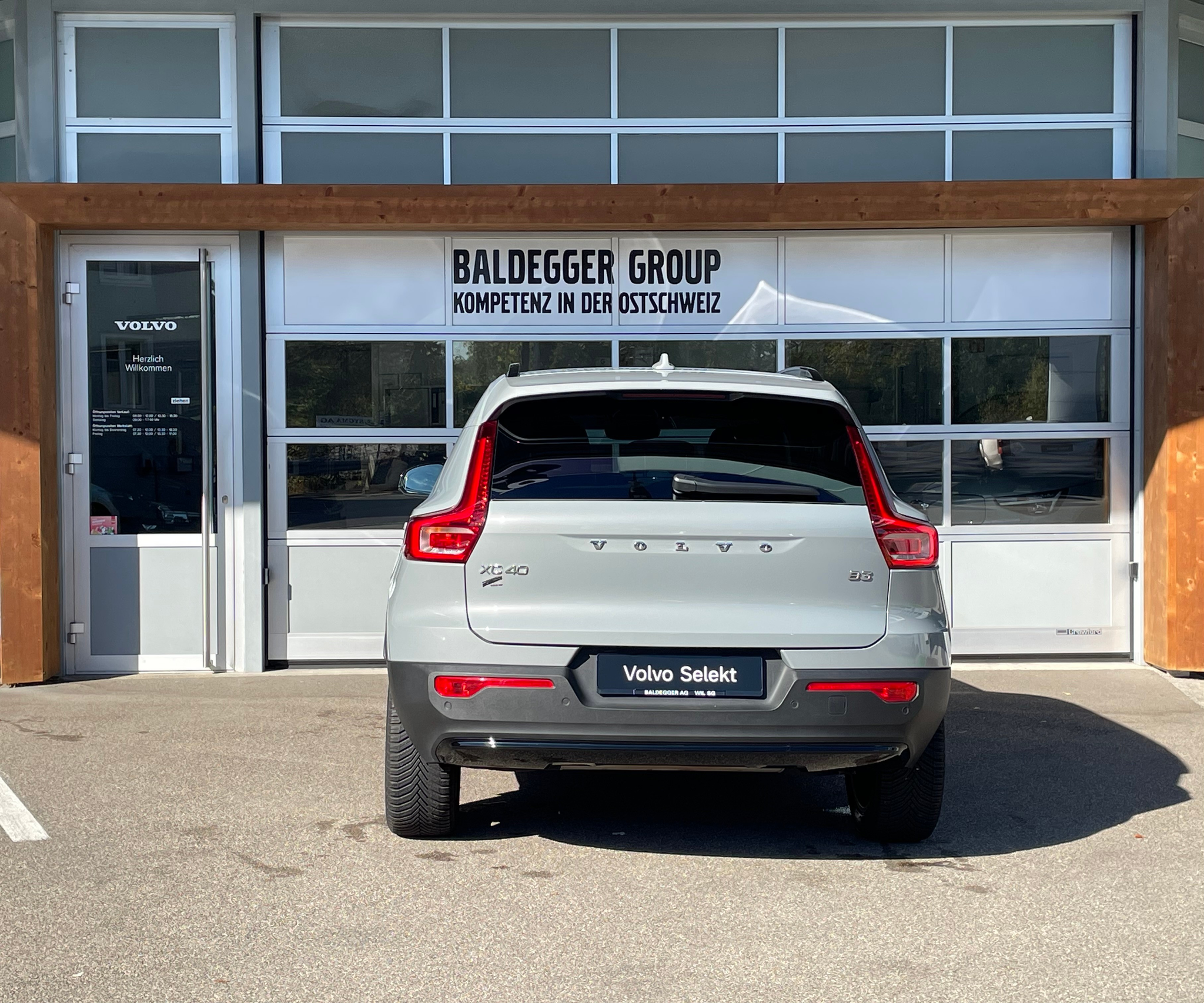 listing desktop thumbnail image 8