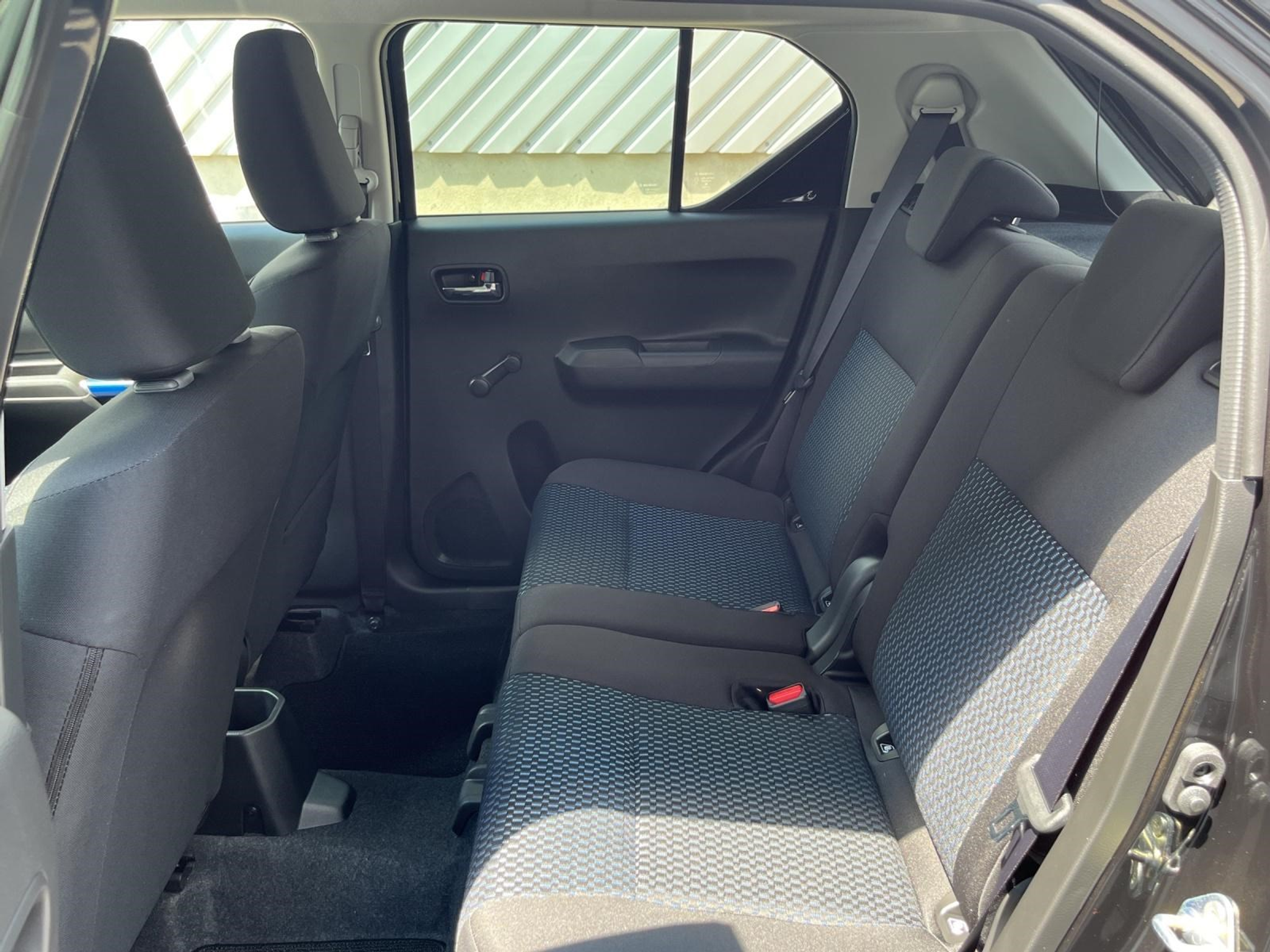 listing desktop thumbnail image 13