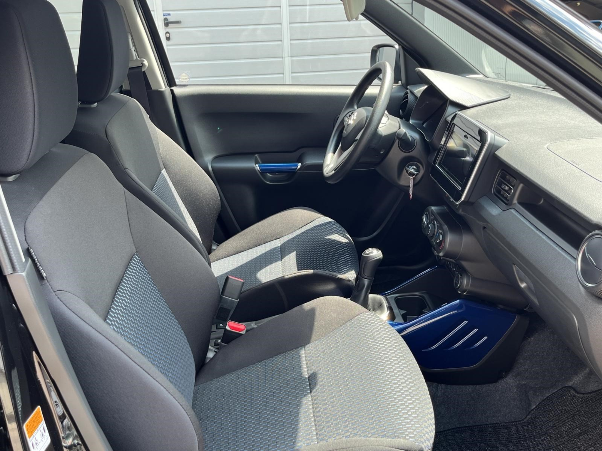 listing desktop thumbnail image 15