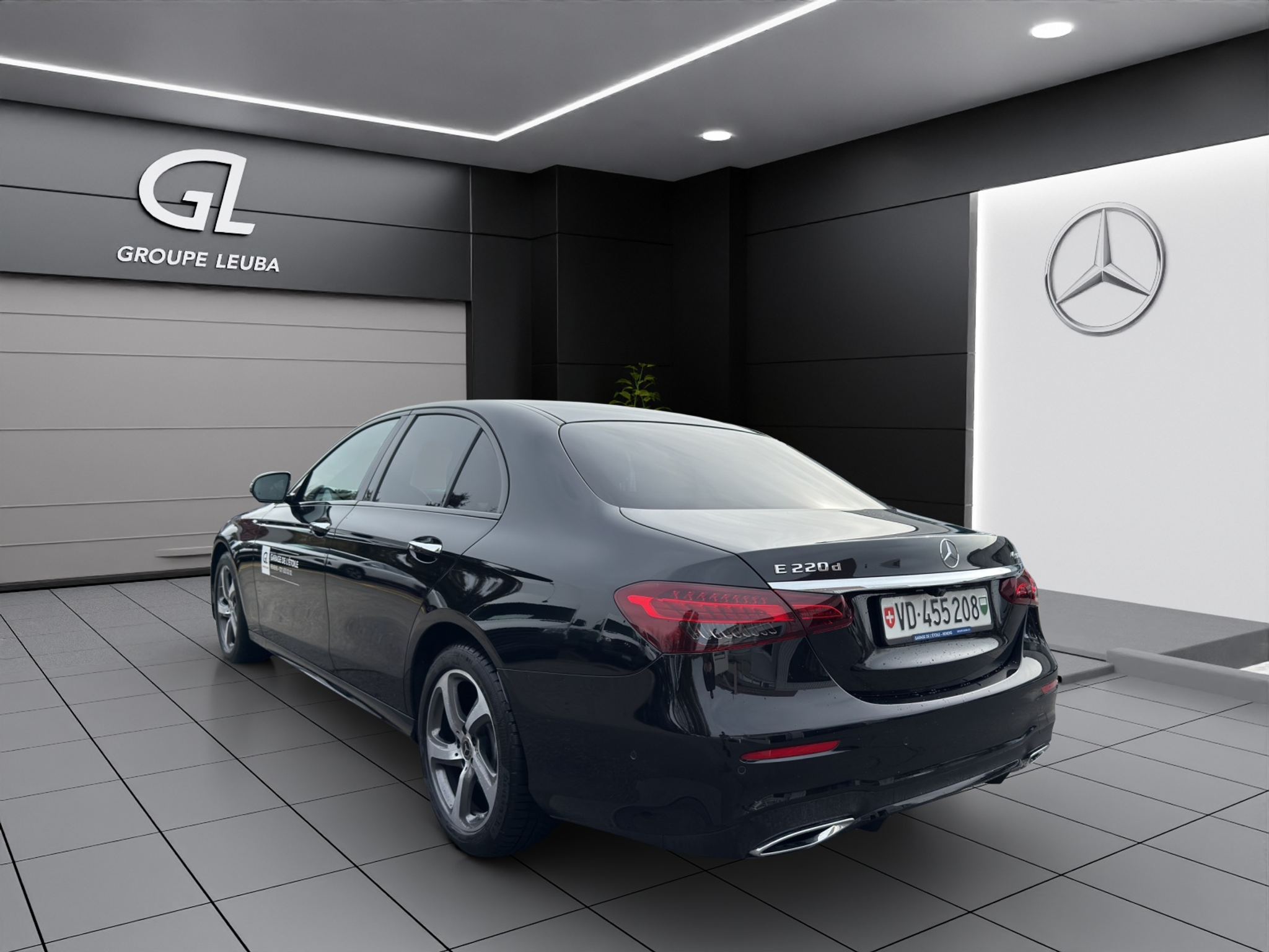 listing desktop thumbnail image 3